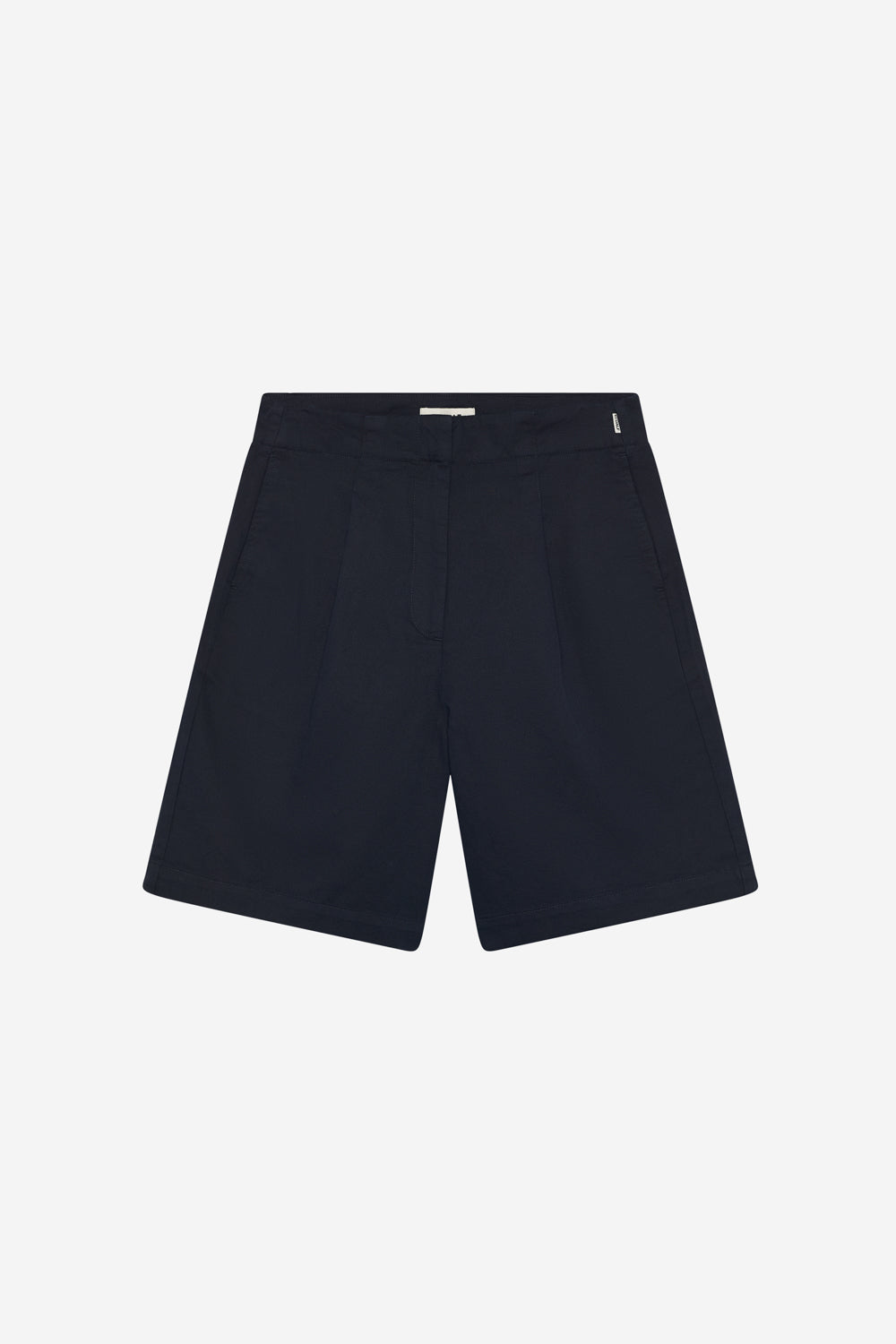 Unos shorts de Ecoalf azul oscuro sostenibles de corte recto con bolsillos laterales y cintura estándar.