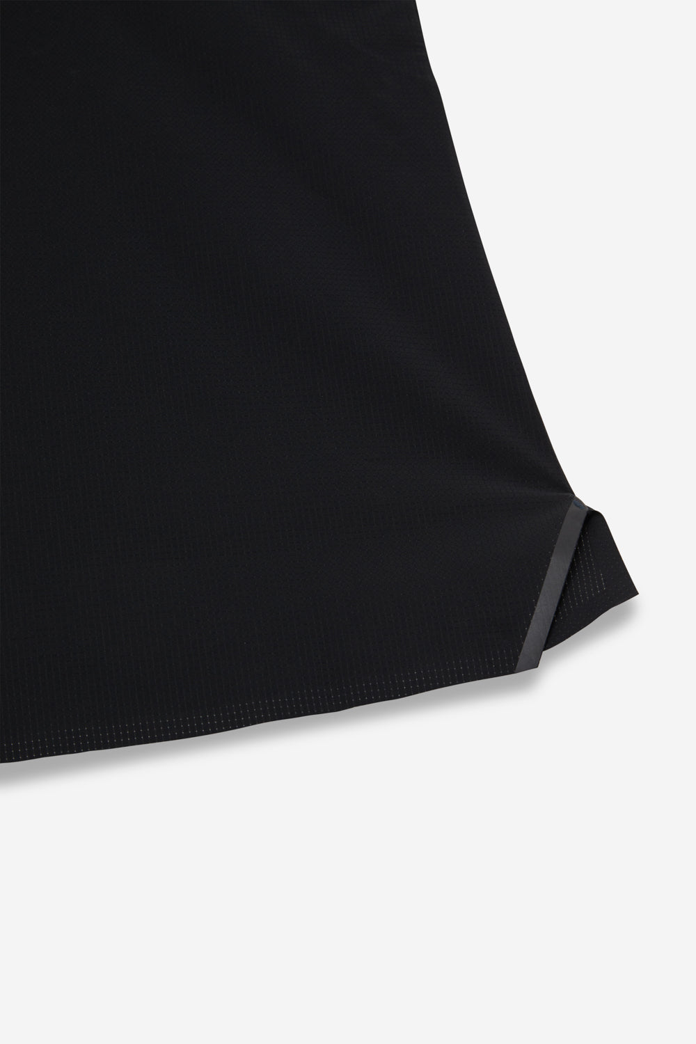 BLACK BOMBAY TOP
