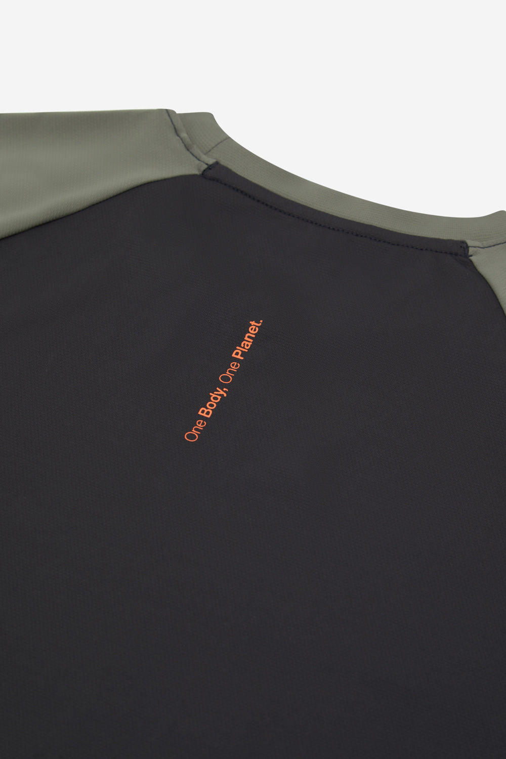 CAMISETA PROTECTORA SINGA NEGRA