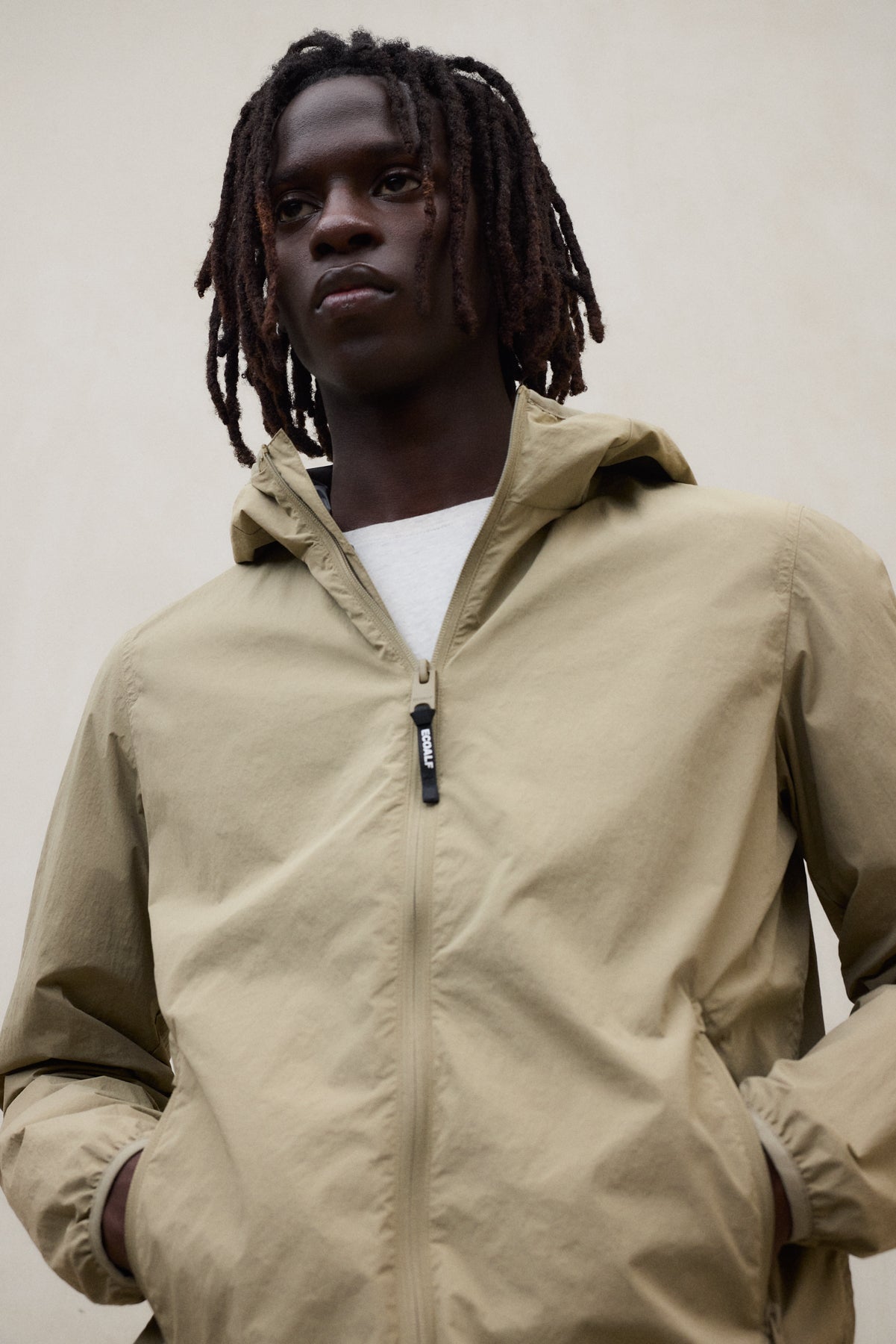 PACKABLE EOLI JACKET IN BEIGE