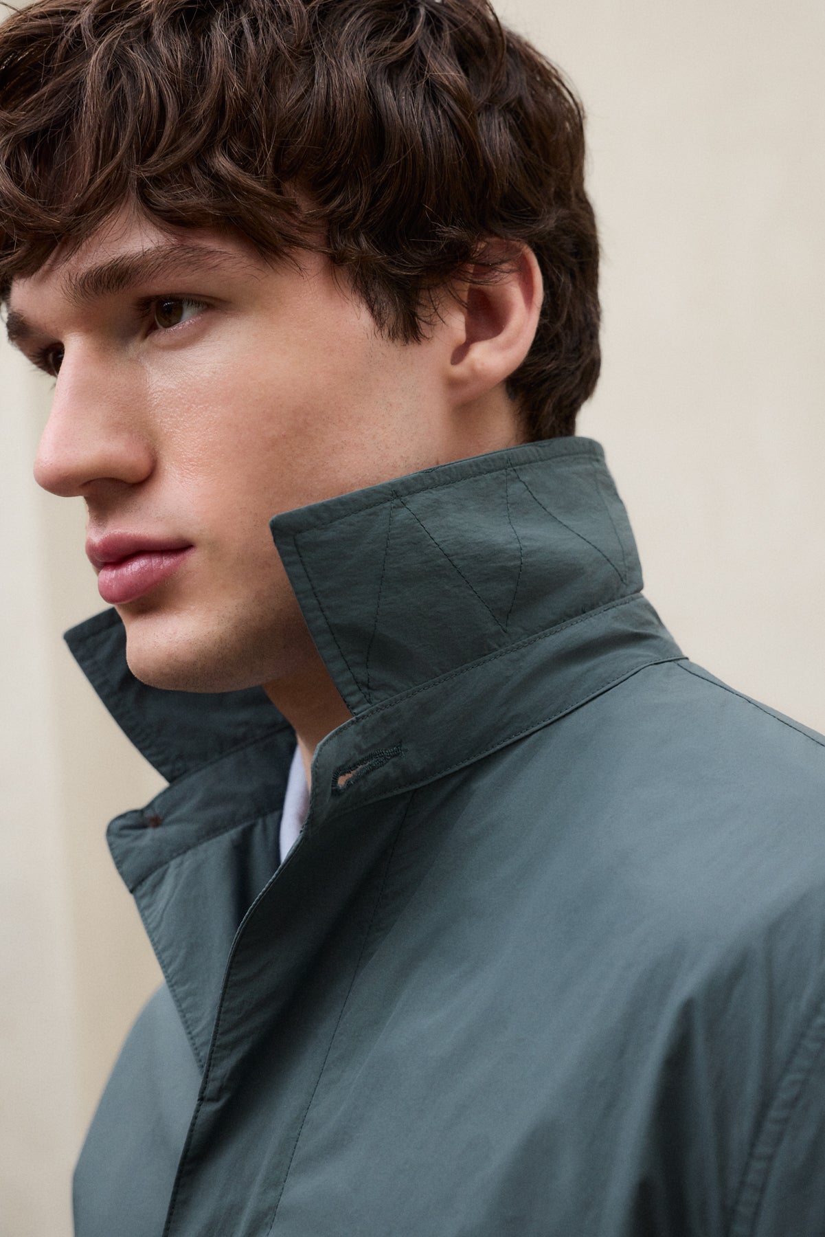 GABARDINA PACKABLE VESTAL VERDE