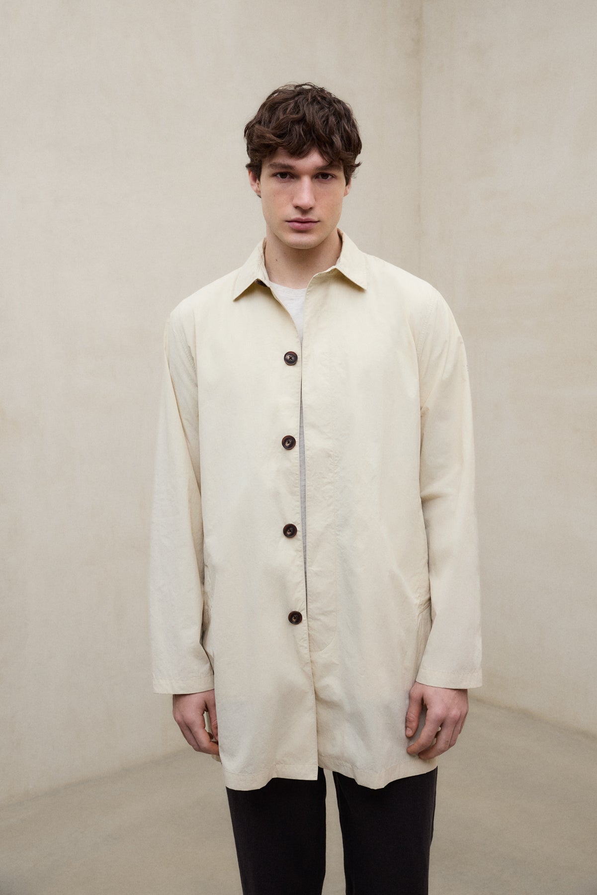 BEIGE PACKABLE VESTAL TRENCH COAT