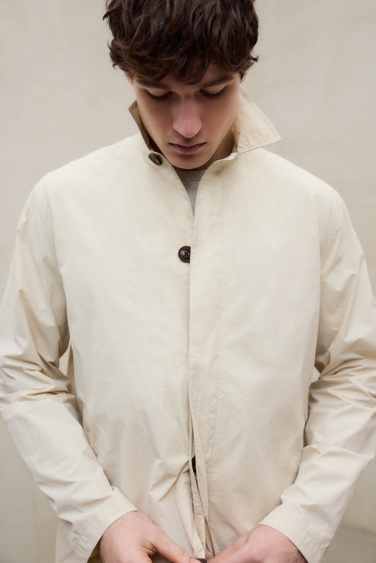 BEIGE PACKABLE VESTAL TRENCH COAT