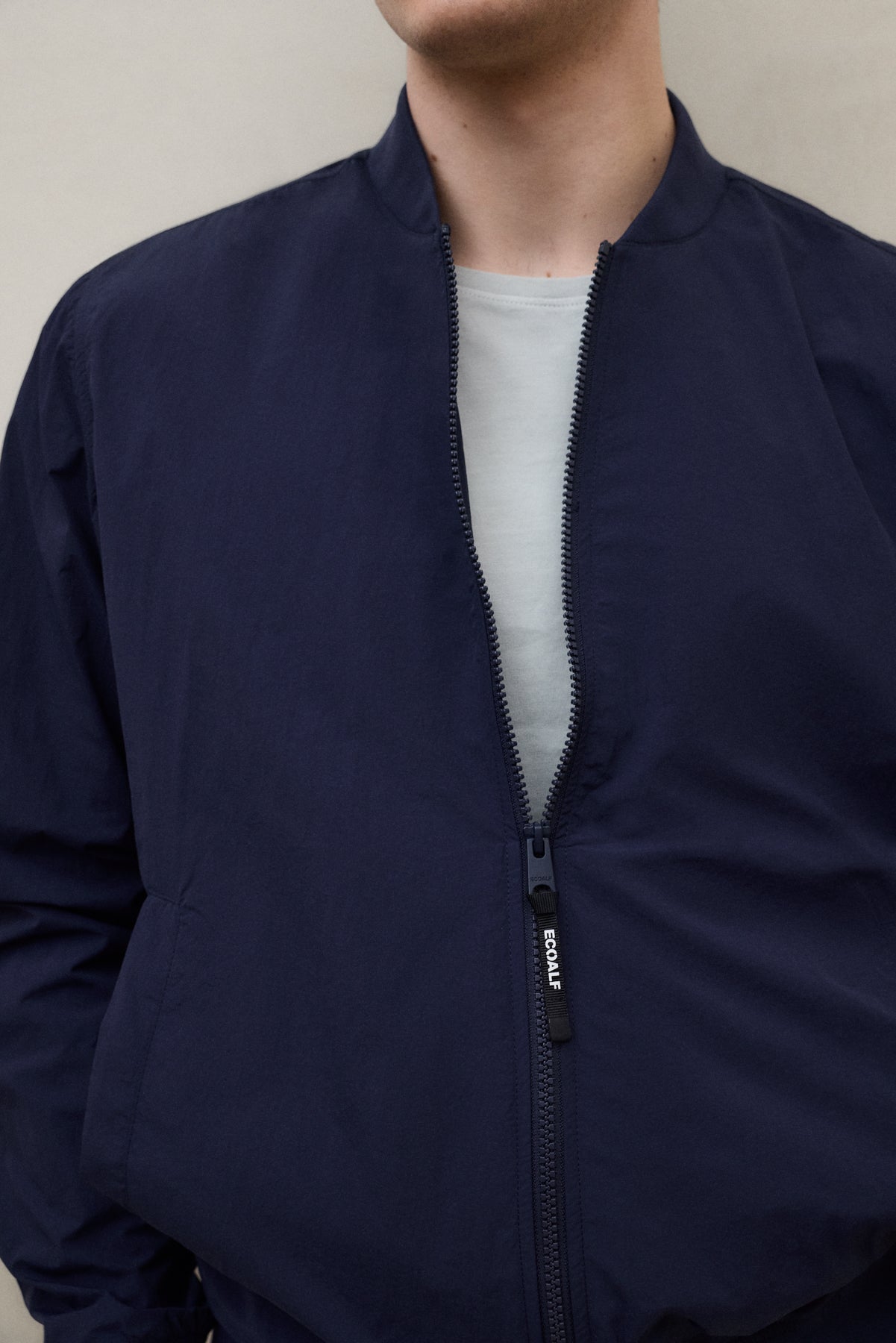 CHAQUETA WALE AZUL MARINO