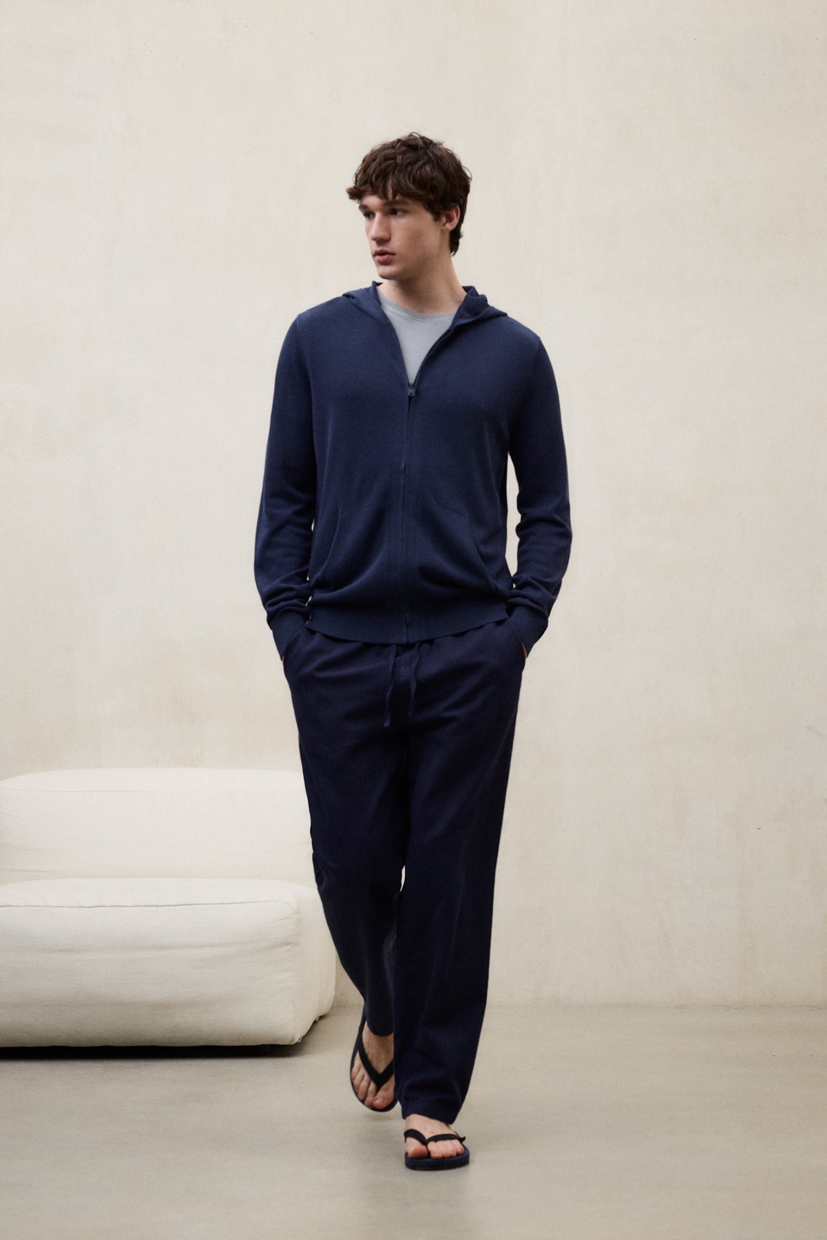 PULLOVER KIRKIA MARINEBLAU