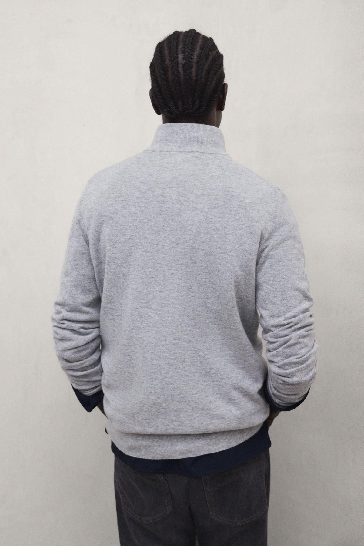 PULL LARCH GRIS
