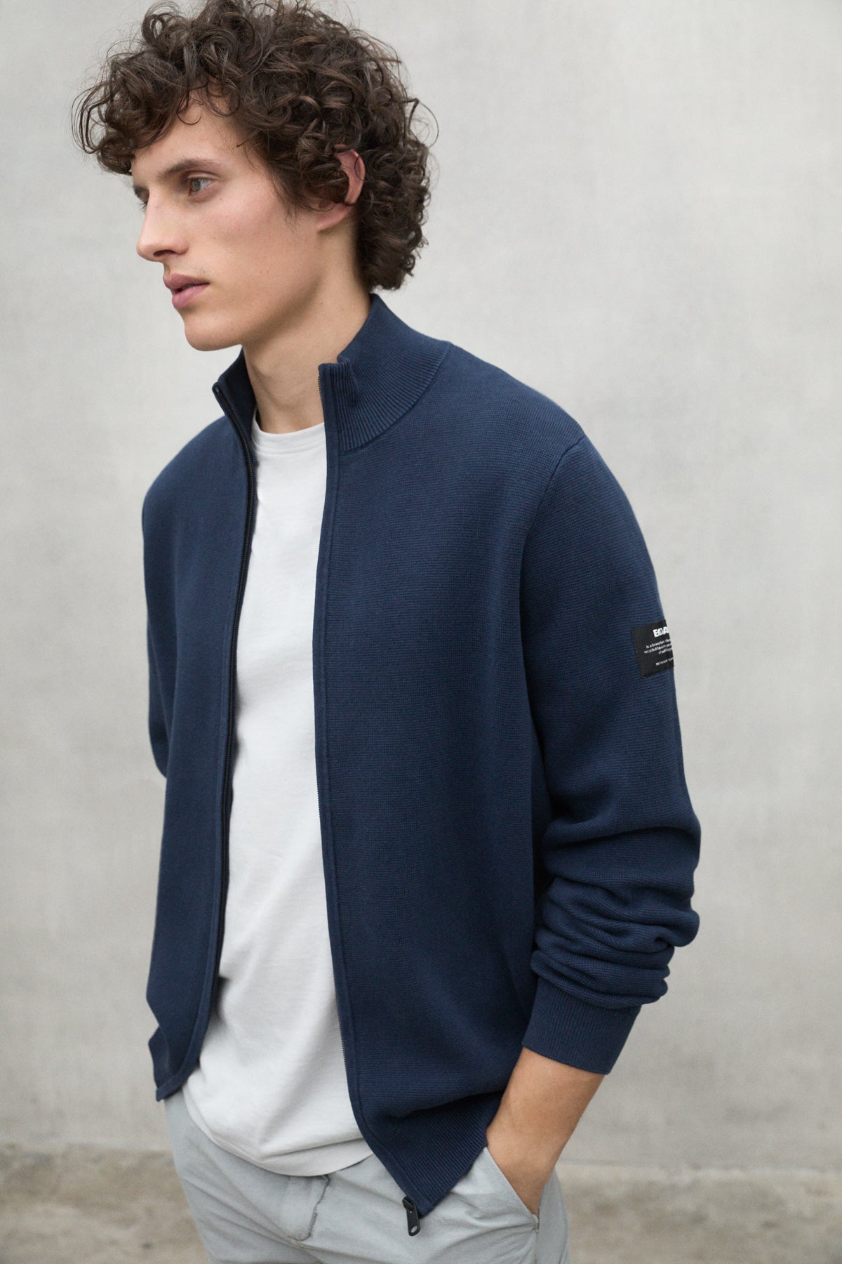 NAVY BLUE MANDARINA SWEATER