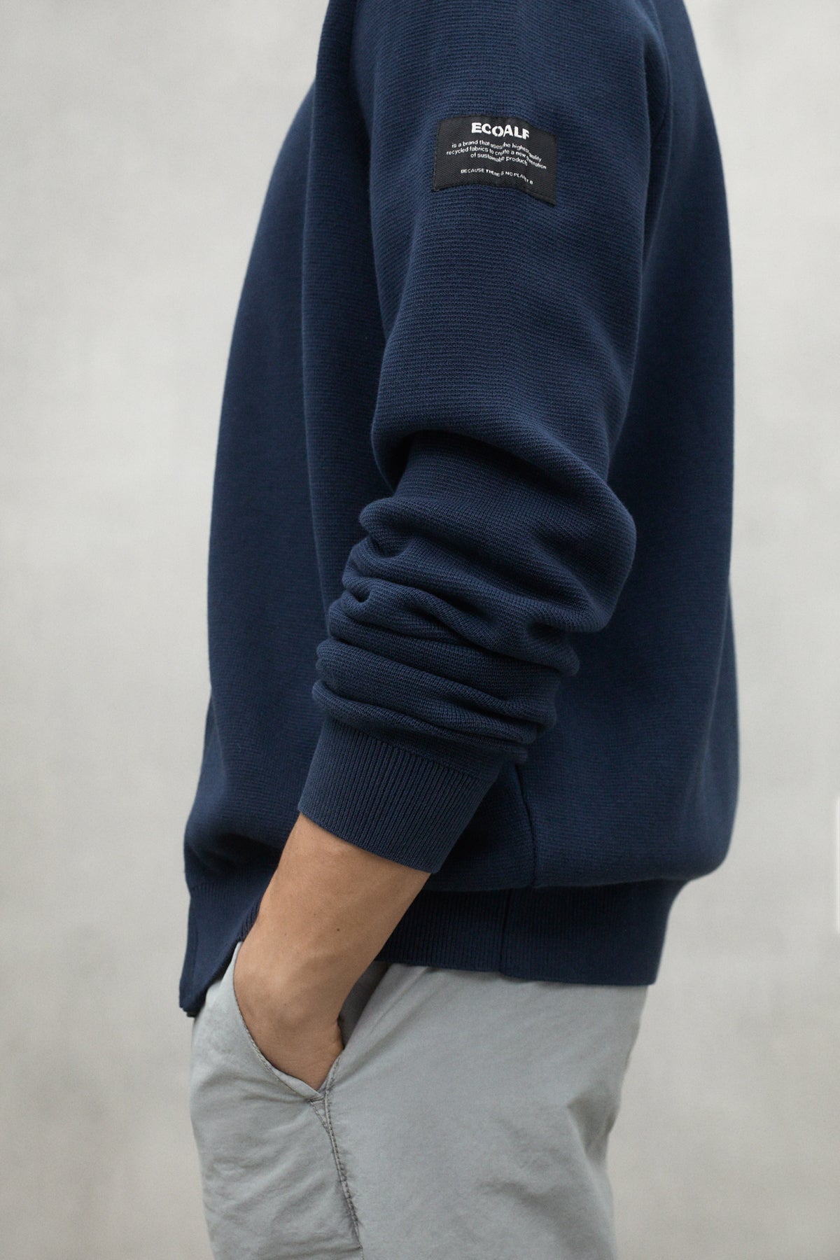 PULLOVER MANDARINA DUNKELBLAU