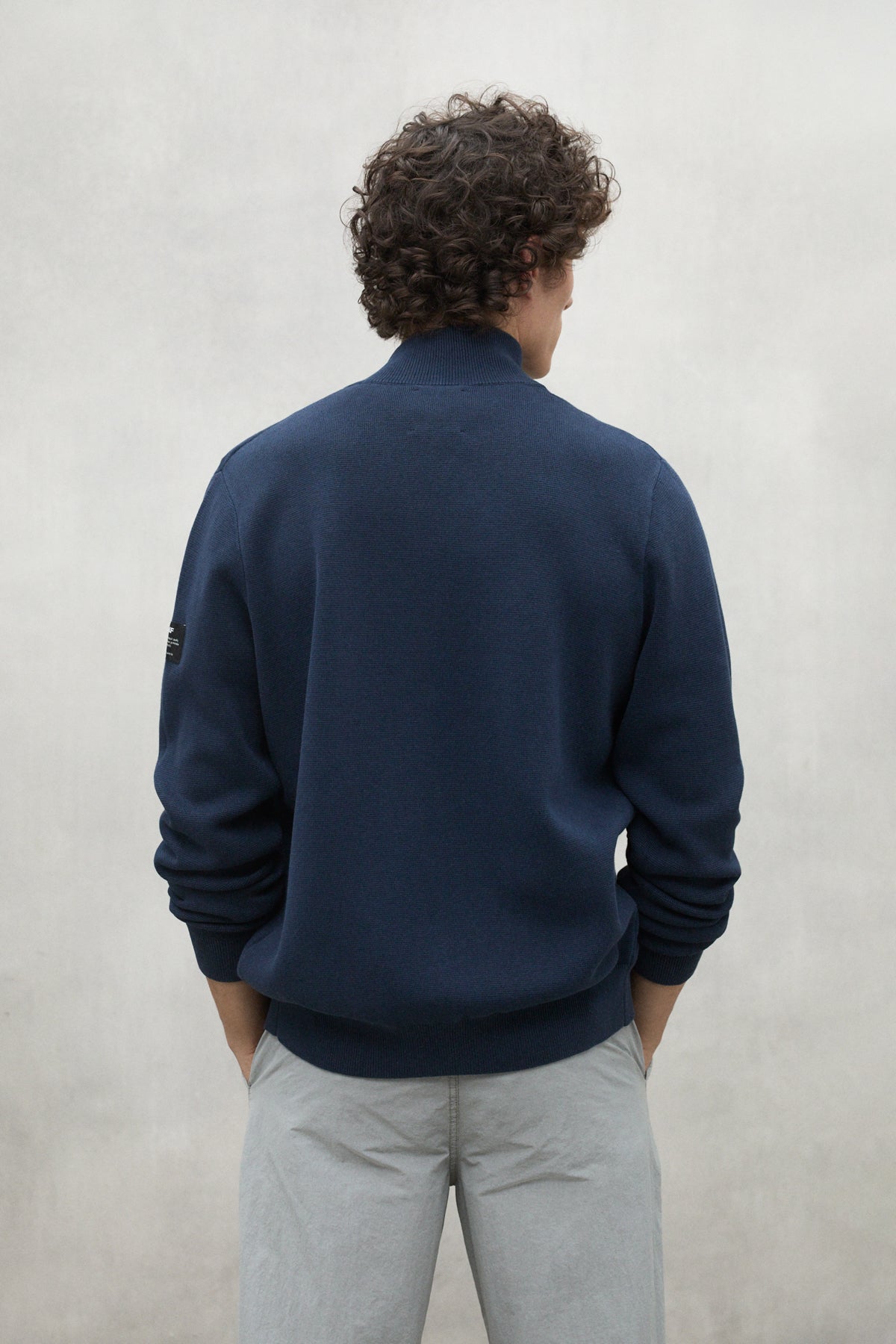 NAVY BLUE MANDARINA SWEATER