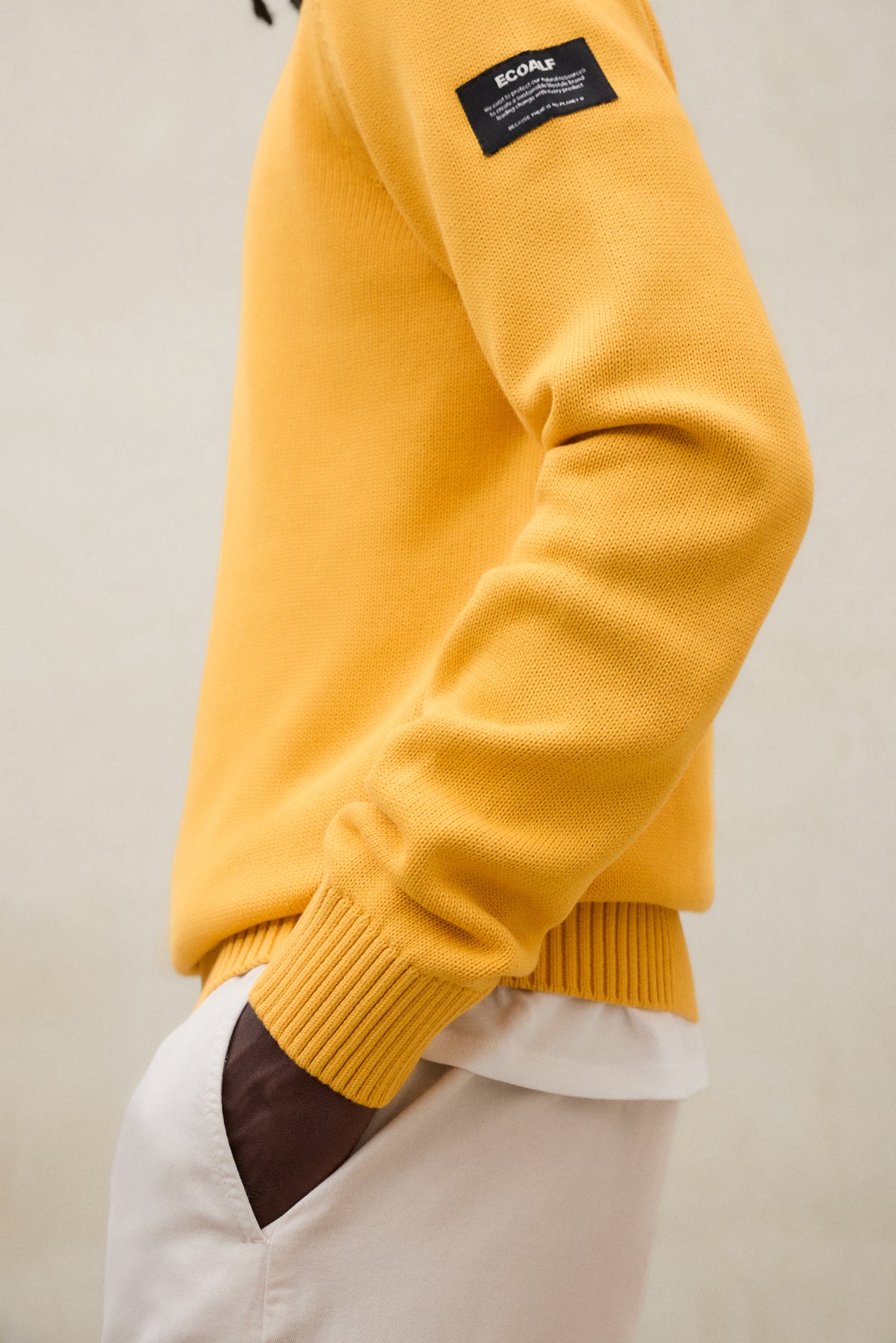 PULLOVER TAIL GELB