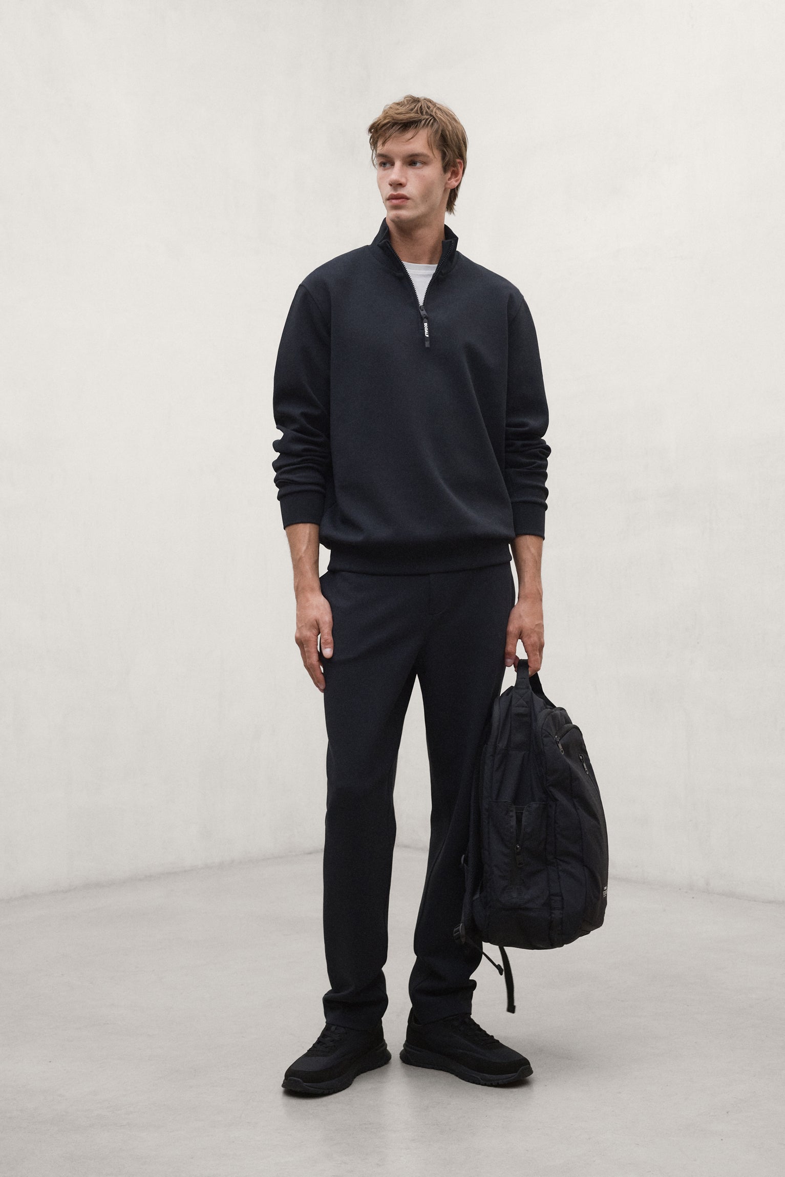 BLACK OSLO BACKPACK