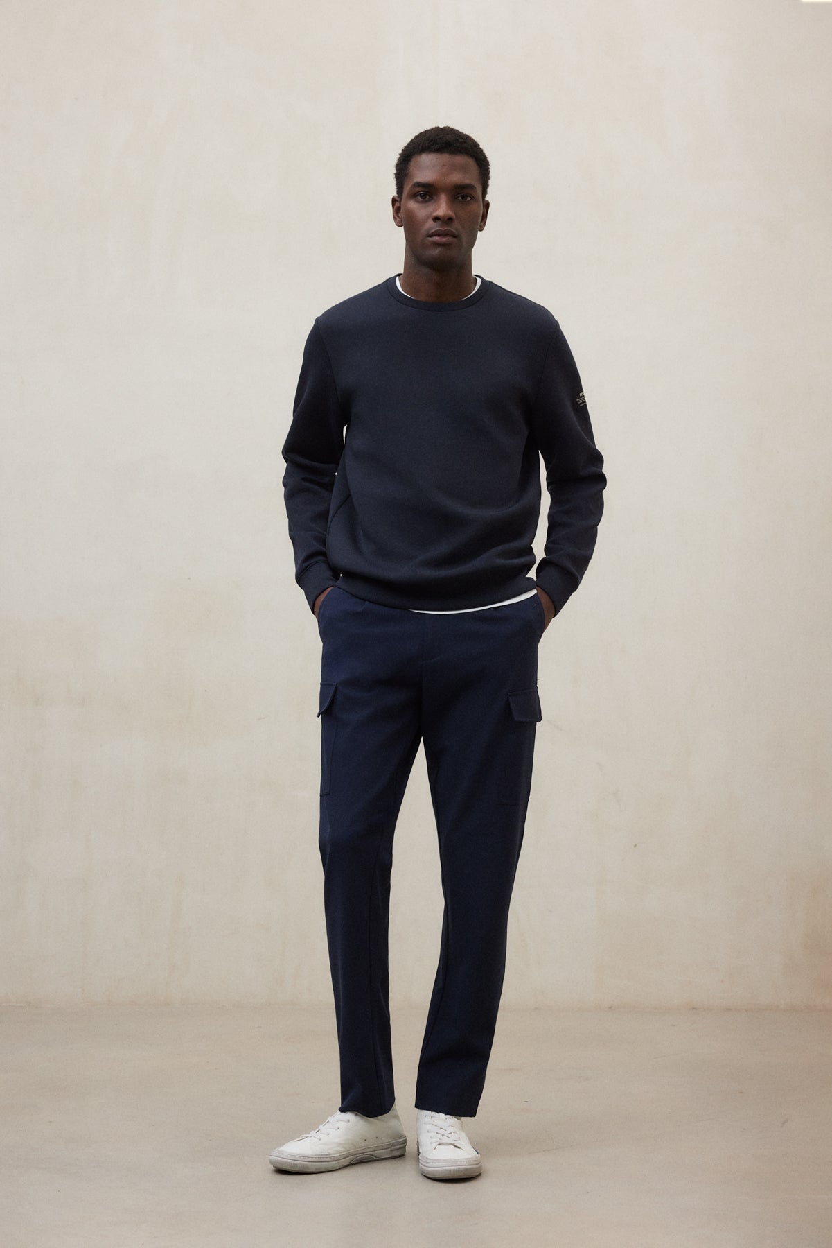 NAVY BLUE ARLES HOODIE