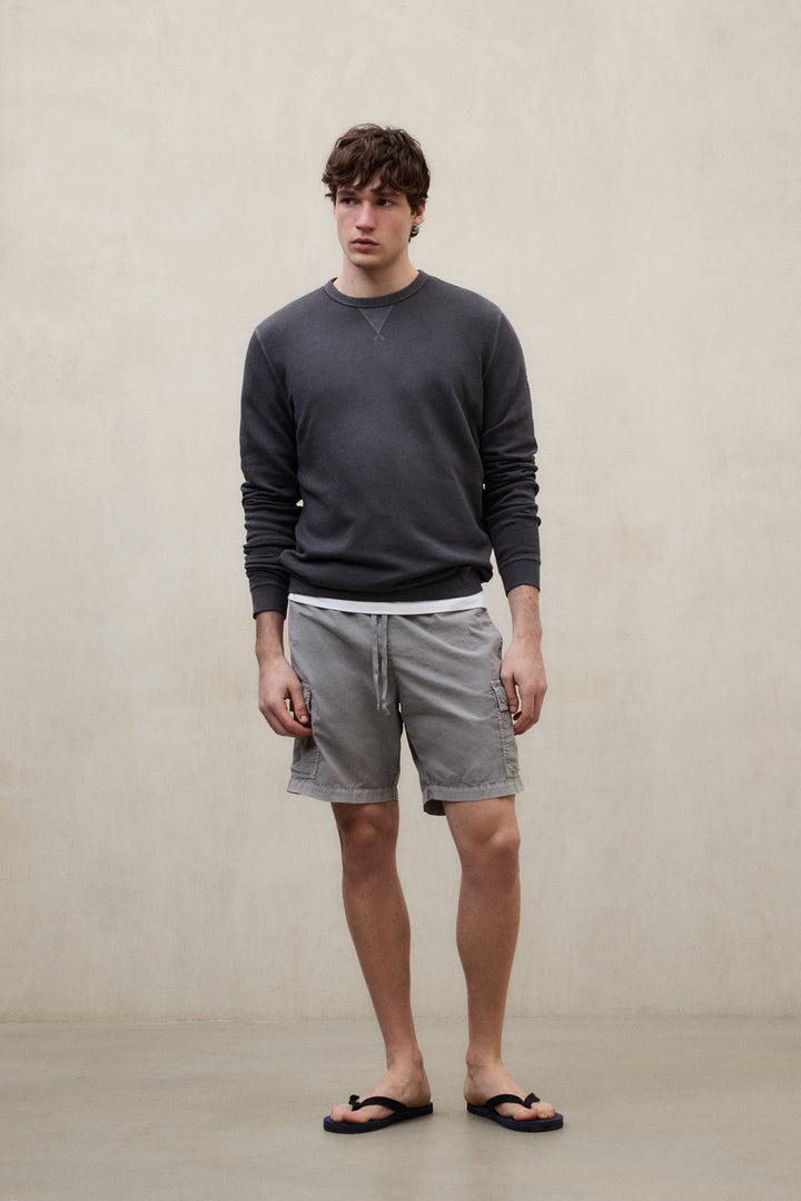SUDADERA GOLA GRIS OSCURO