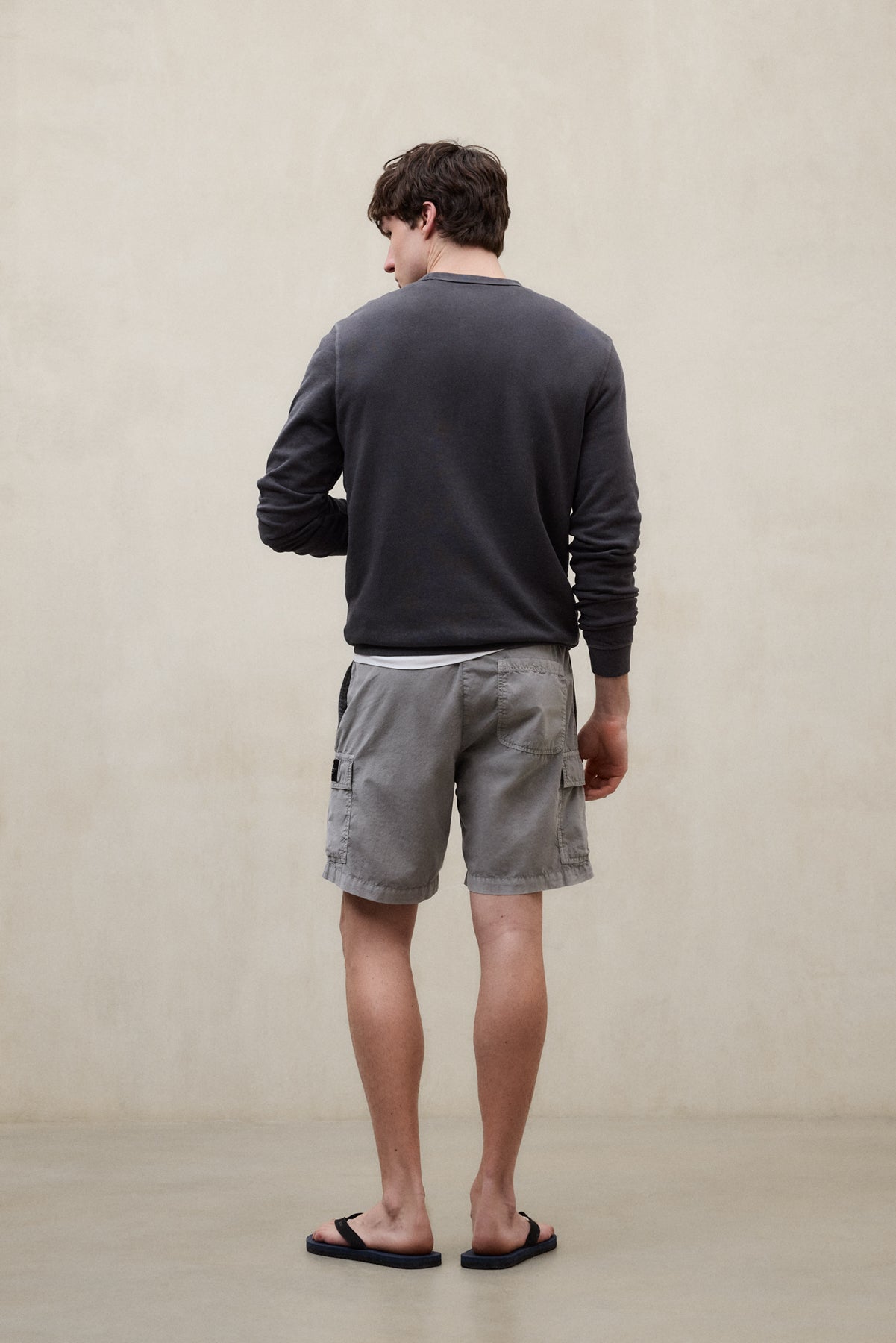 SWEATSHIRT GOLA DUNKELGRAU