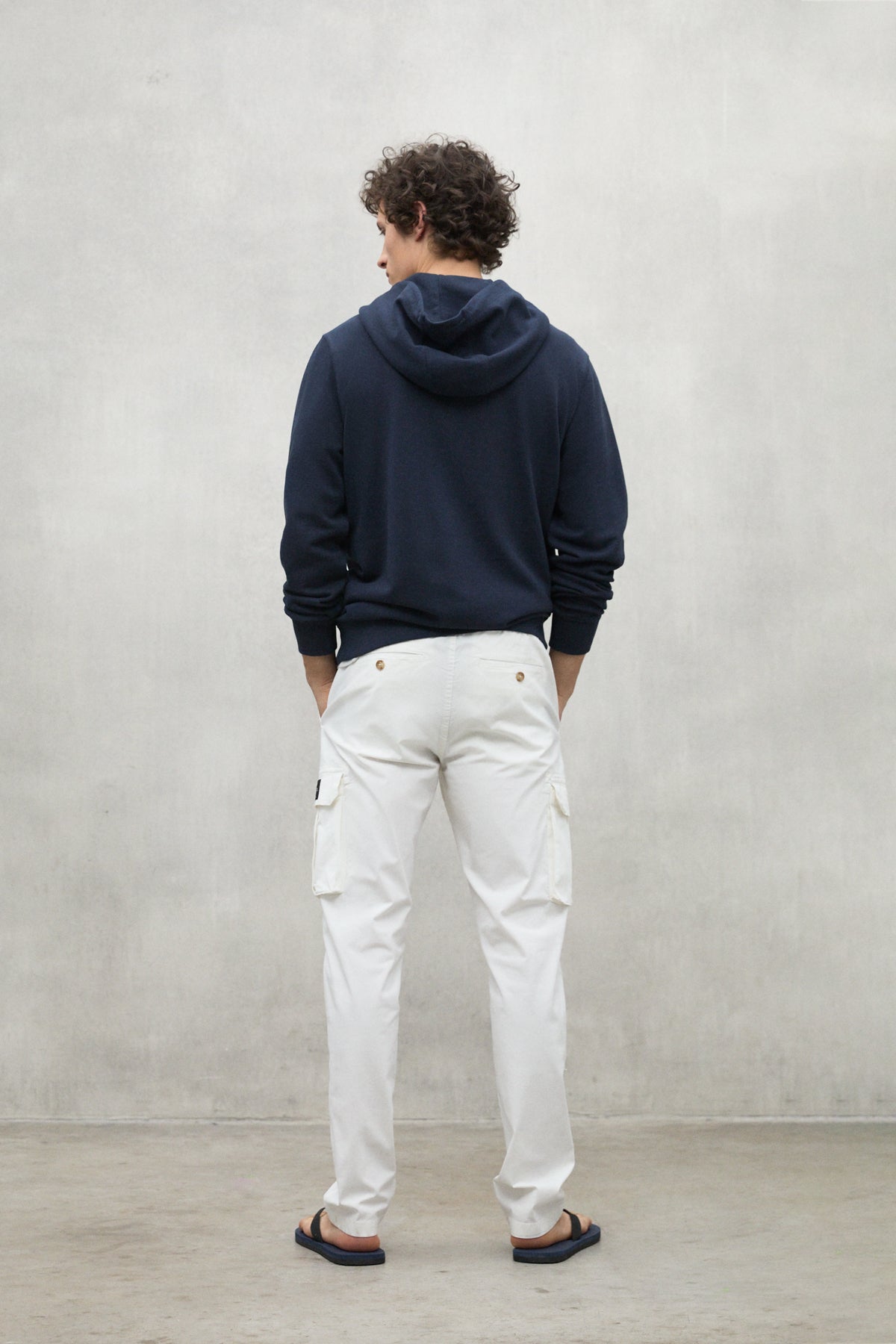 NAVY BLUE RENA SWEATSHIRT