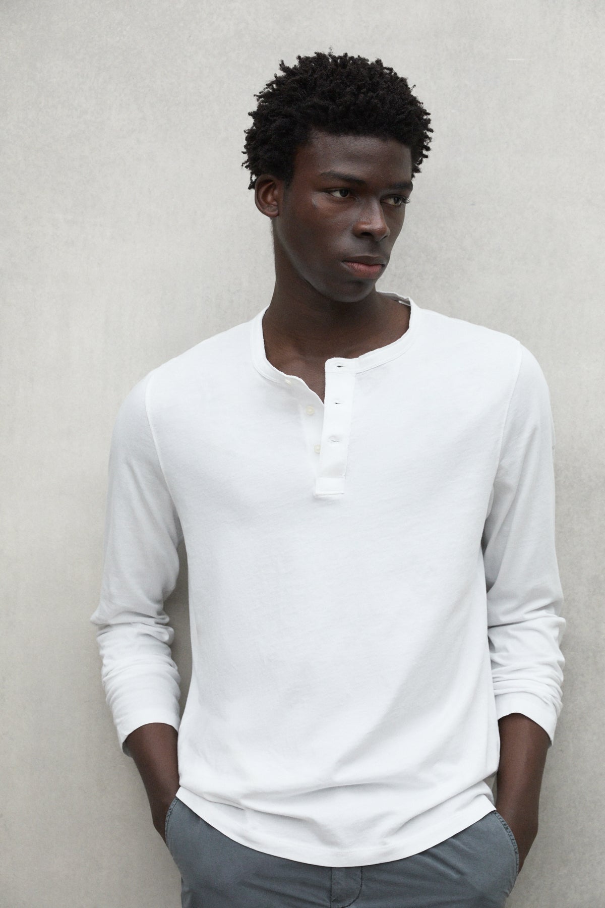 WHITE DACA T-SHIRT