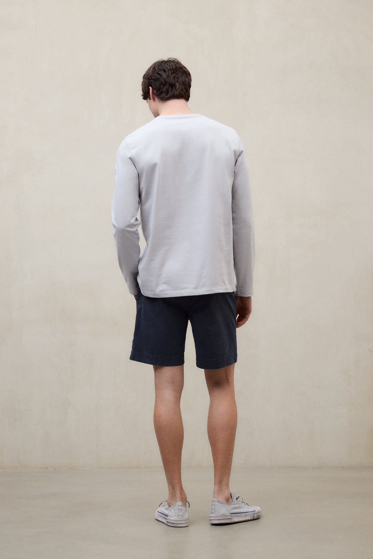 T-SHIRT GEN GRAU