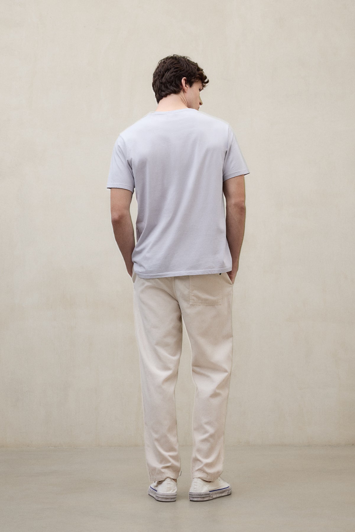 CAMISETA MIN GRIS