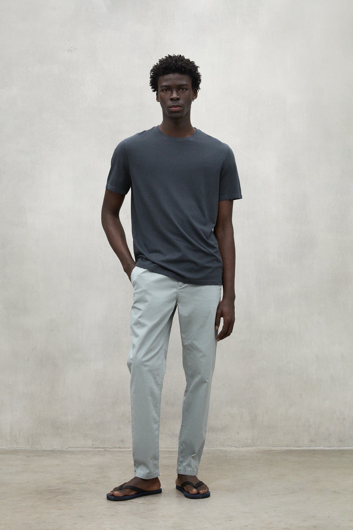 T-SHIRT TIMBU GRIS FONCÉ