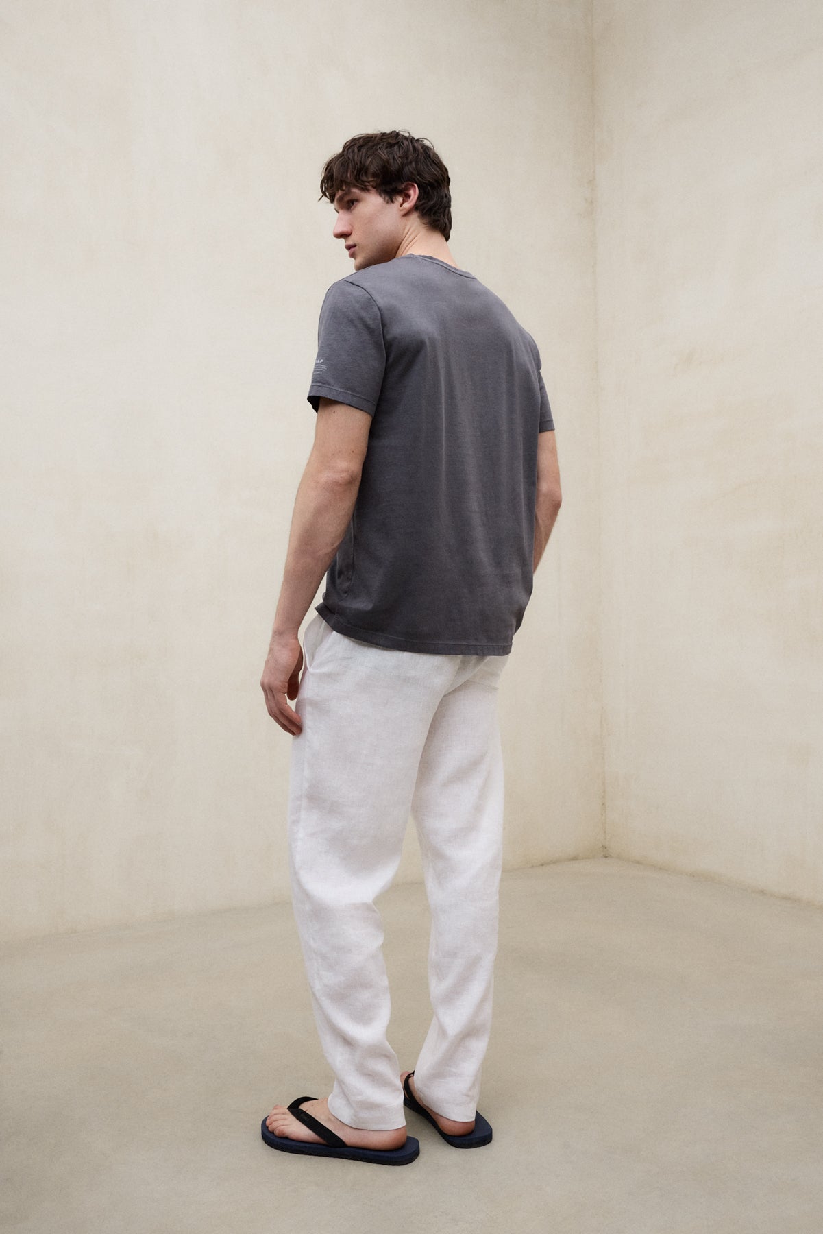 CAMISETA VENT GRIS OSCURO
