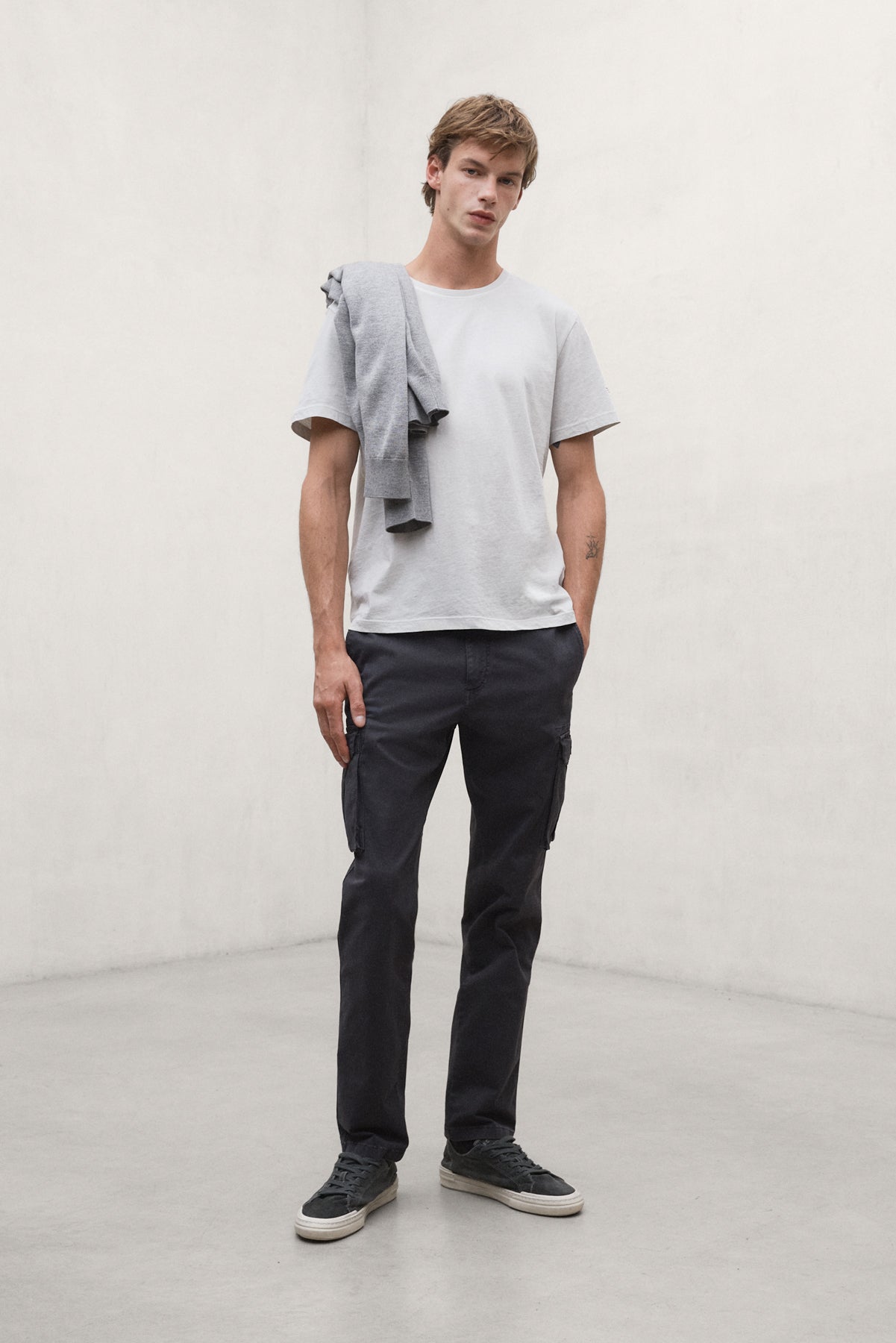 T-SHIRT VENT HELLGRAU