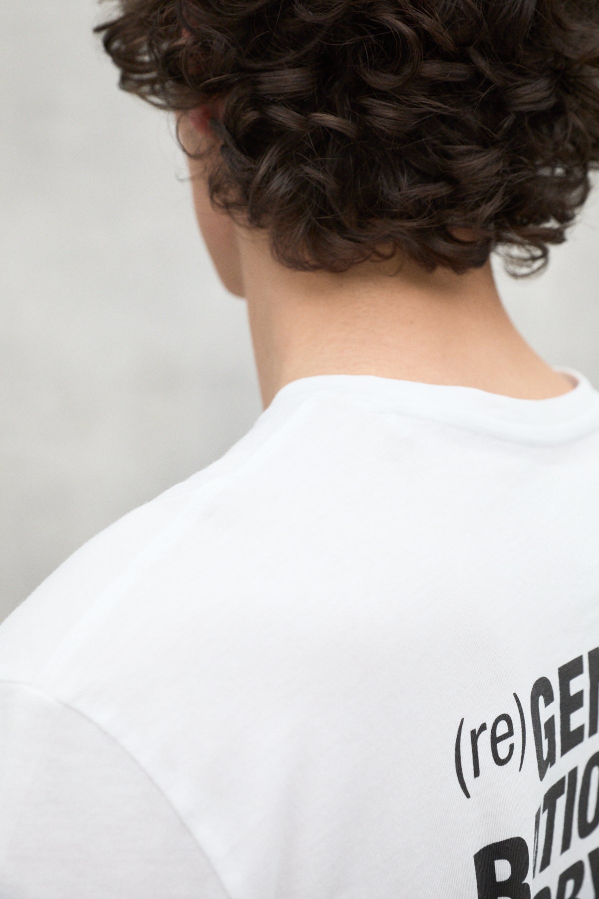CAMISETA REGENERATION BLANCO Y NEGRO