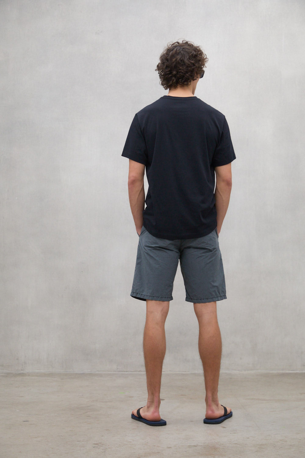 REGENERATION VENT T-SHIRT SCHWARZ