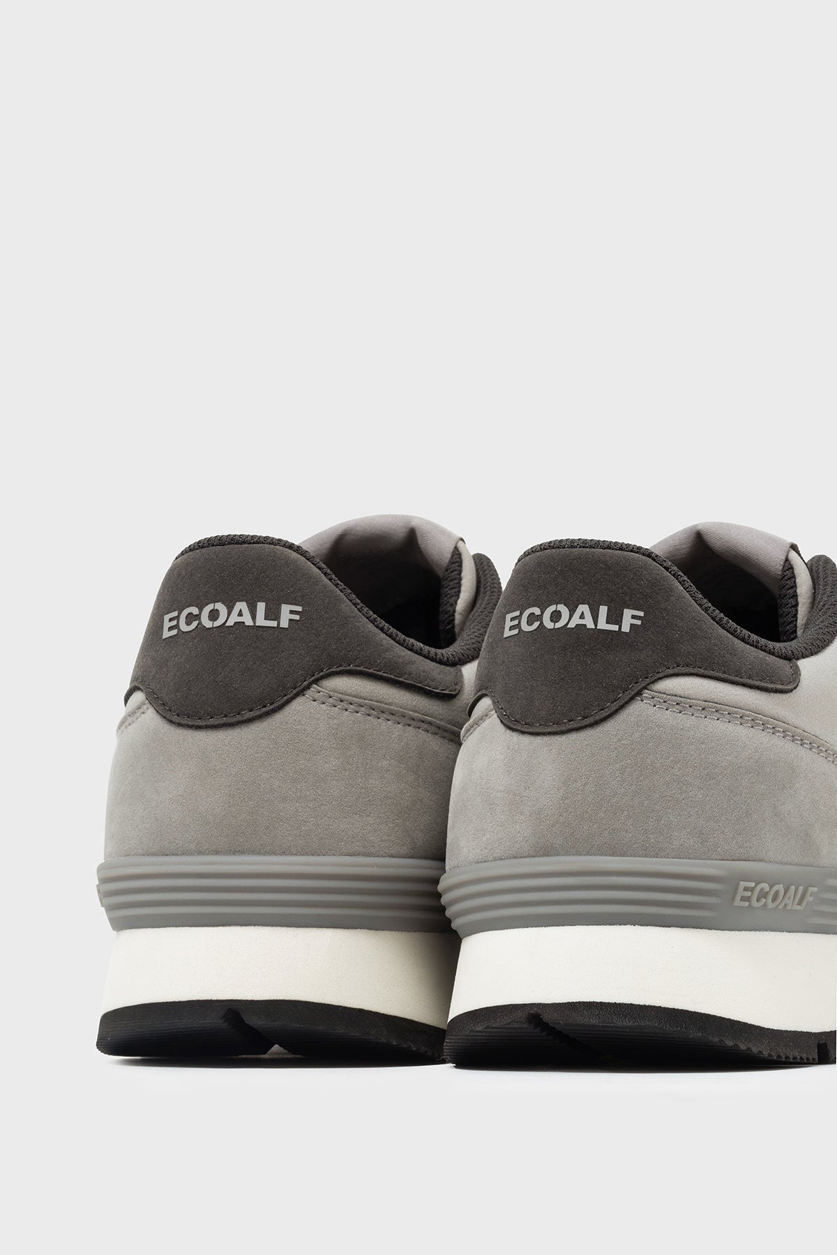 GREY UCLA TRAINERS