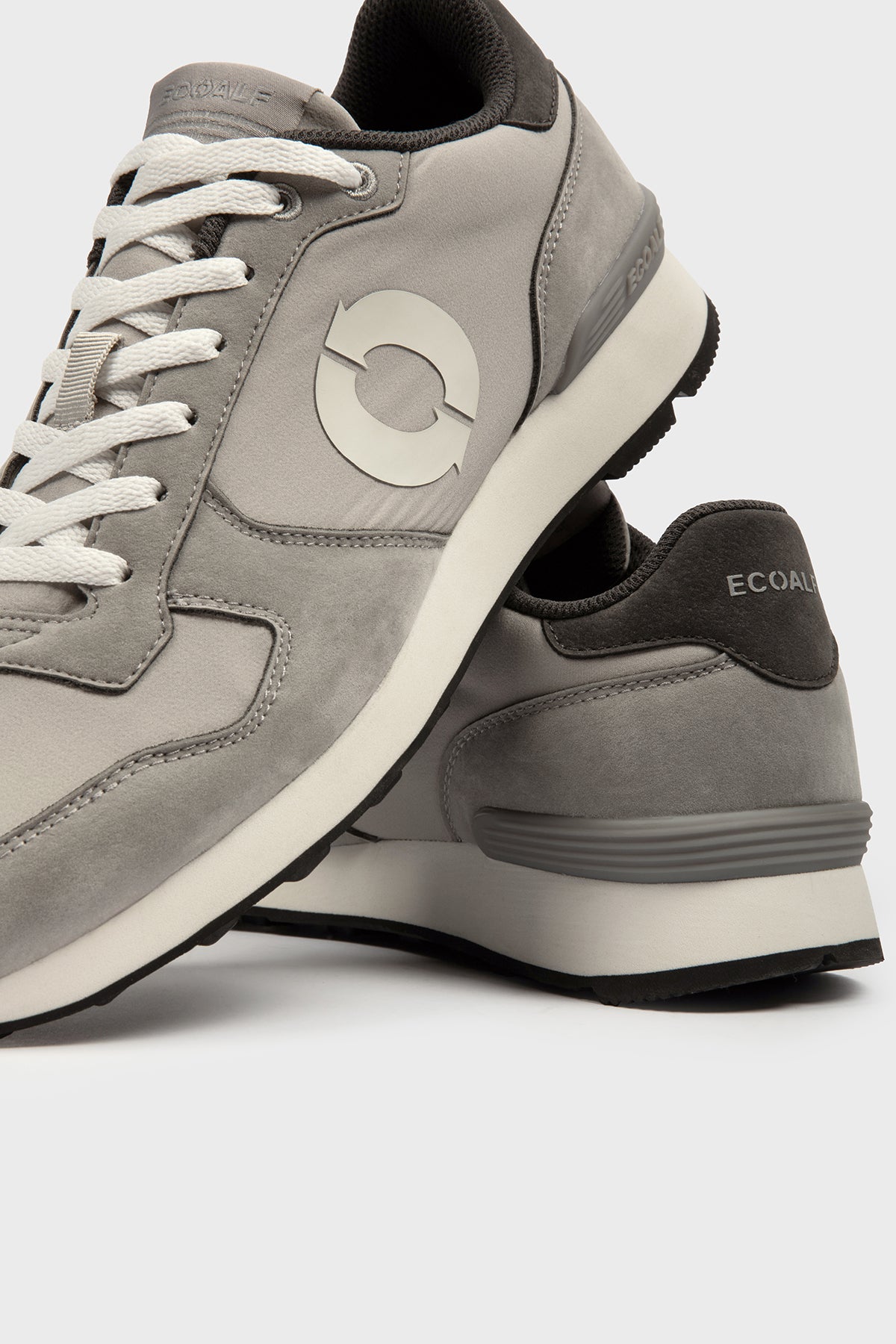 GREY UCLA TRAINERS