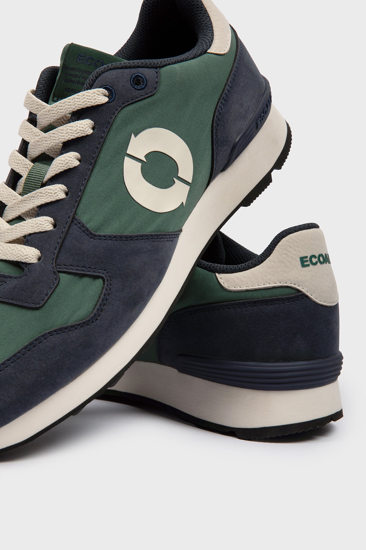 BASKETS UCLA BLEU ET VERT