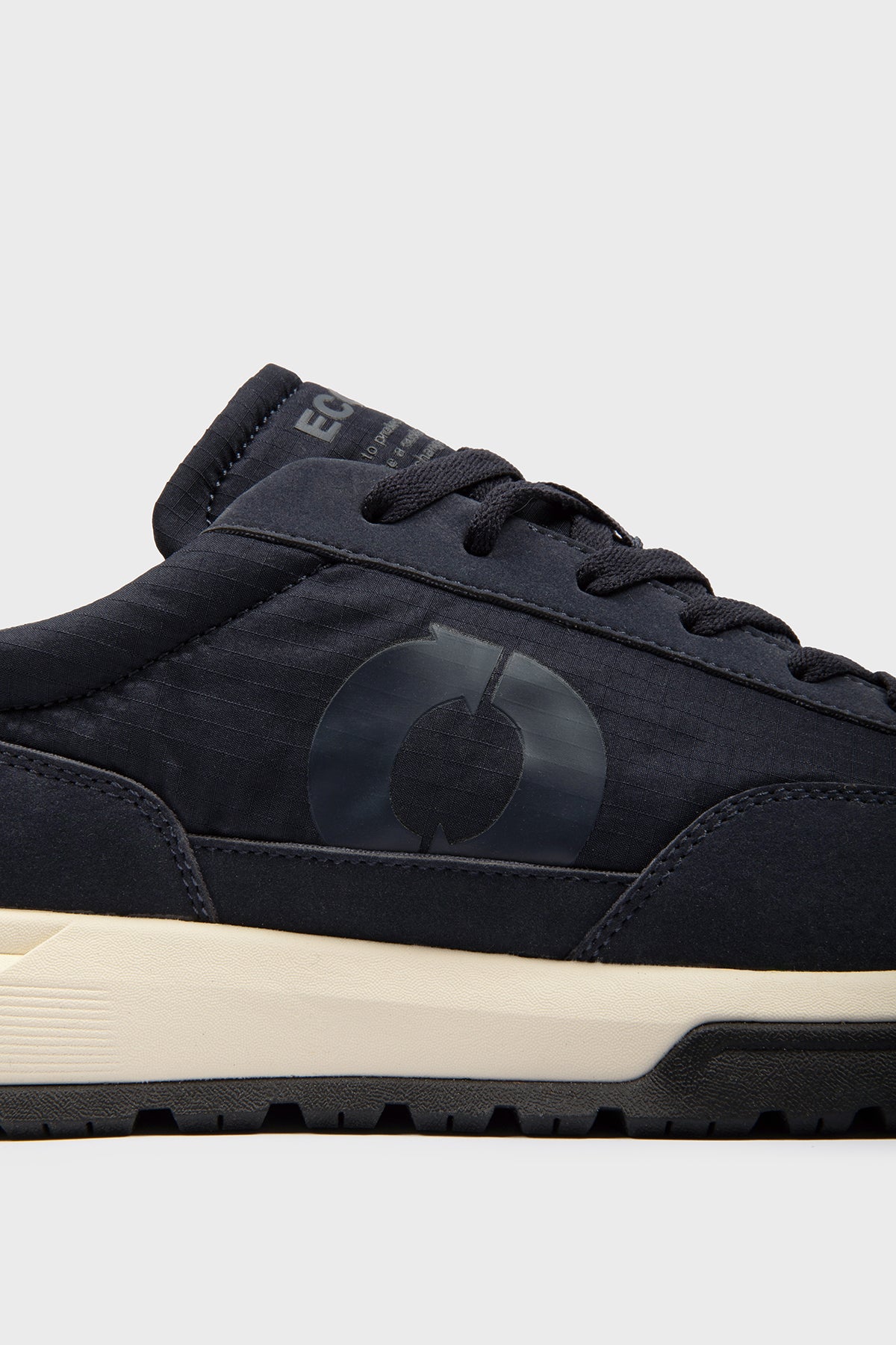 NAVY BLUE VENTURA TRAINERS