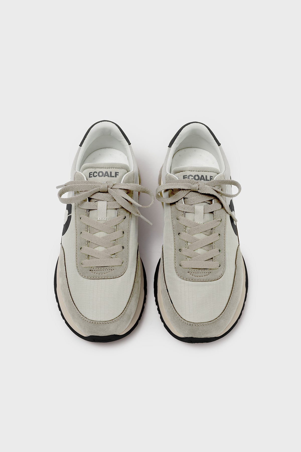 LIGHT GREY VENTURA TRAINERS