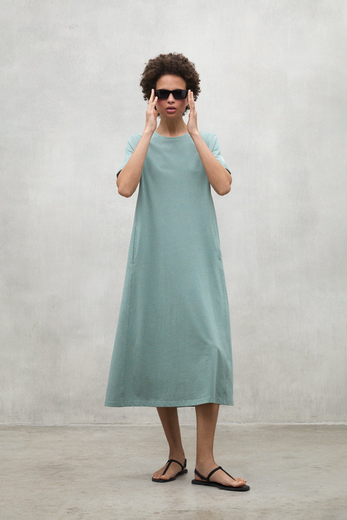 ARGENTO GRÜNES KLEID