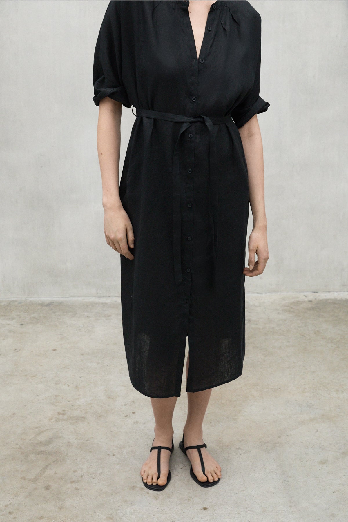 LONG BLACK LEA DRESS