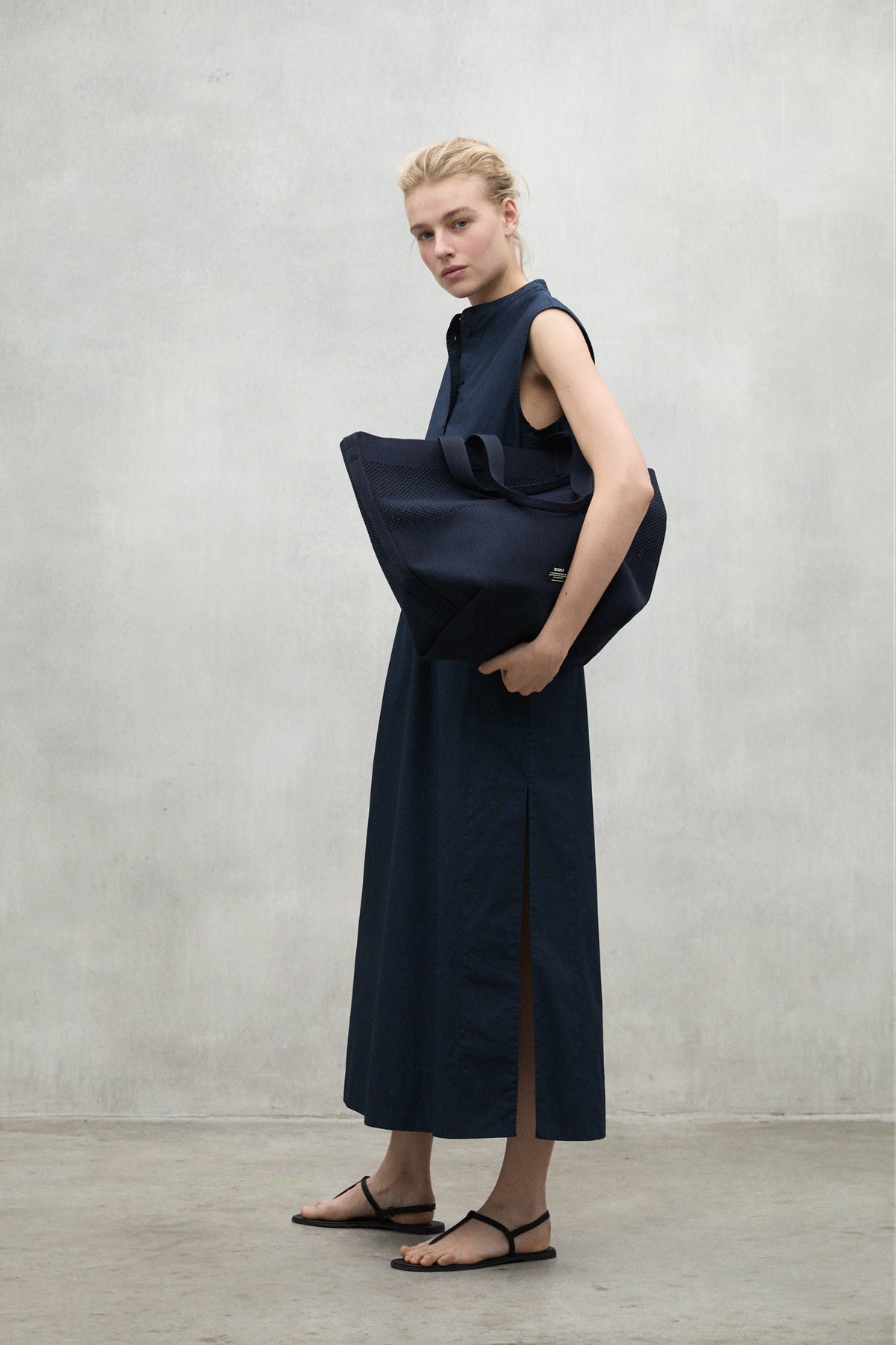 KLEID MIKA DUNKELBLAU