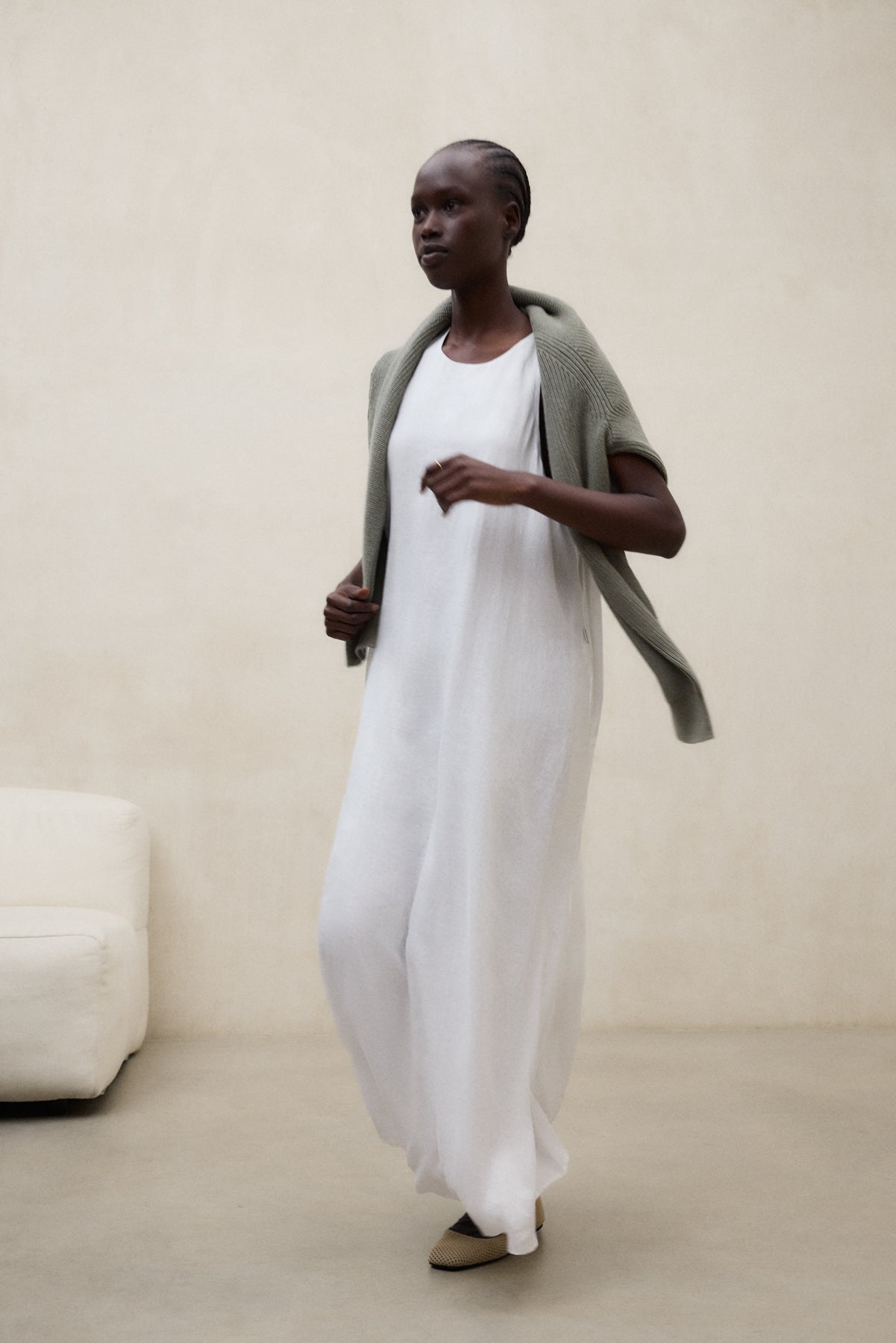 WHITE UKARA DRESS