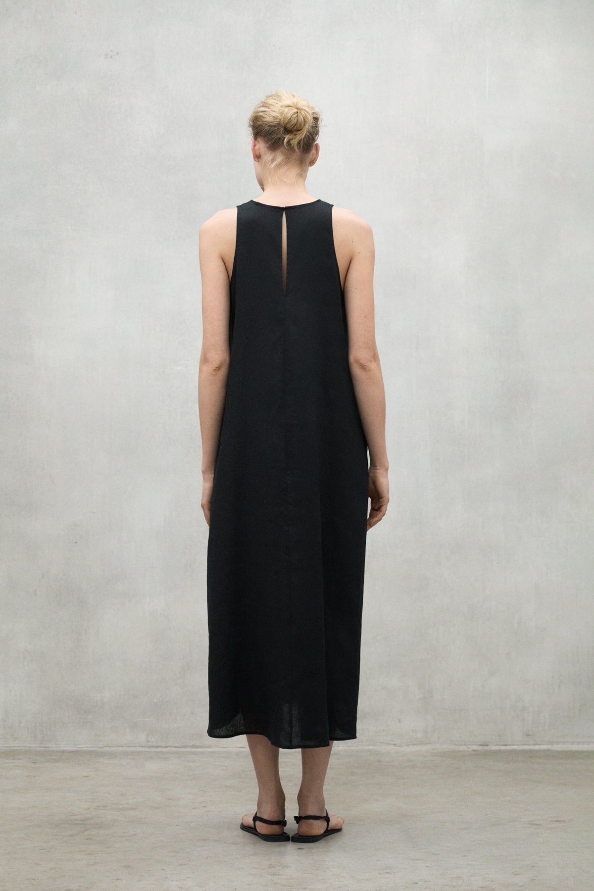 VESTIDO UKARA NEGRO