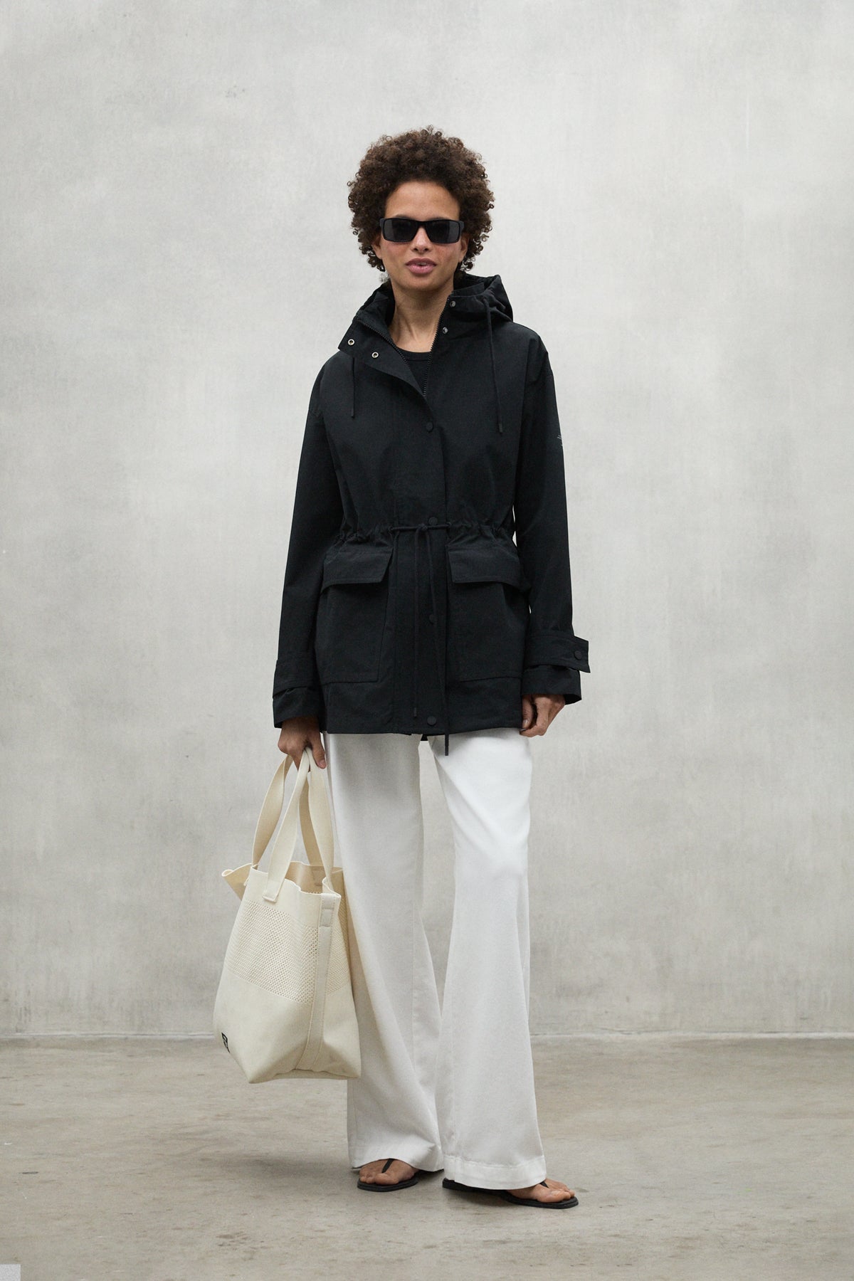JACKE TABUR SCHWARZ