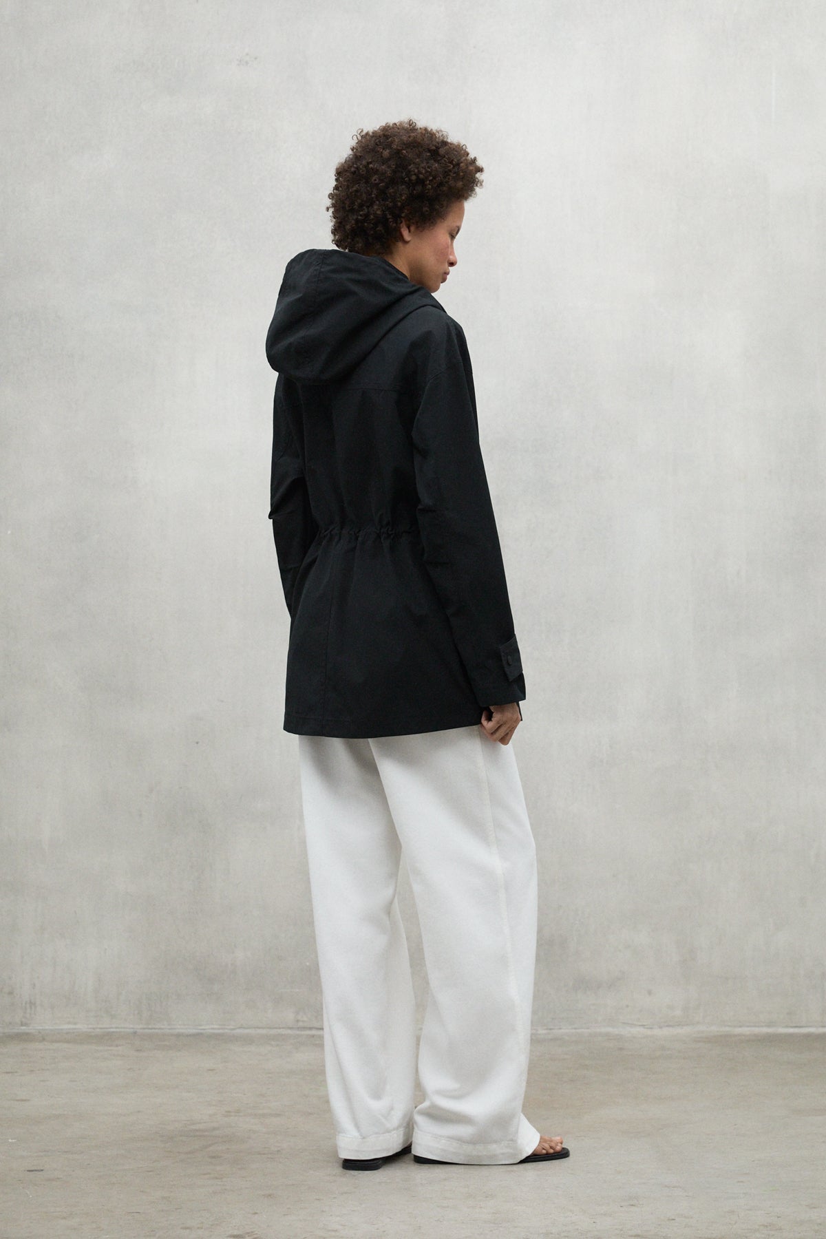 JACKE TABUR SCHWARZ
