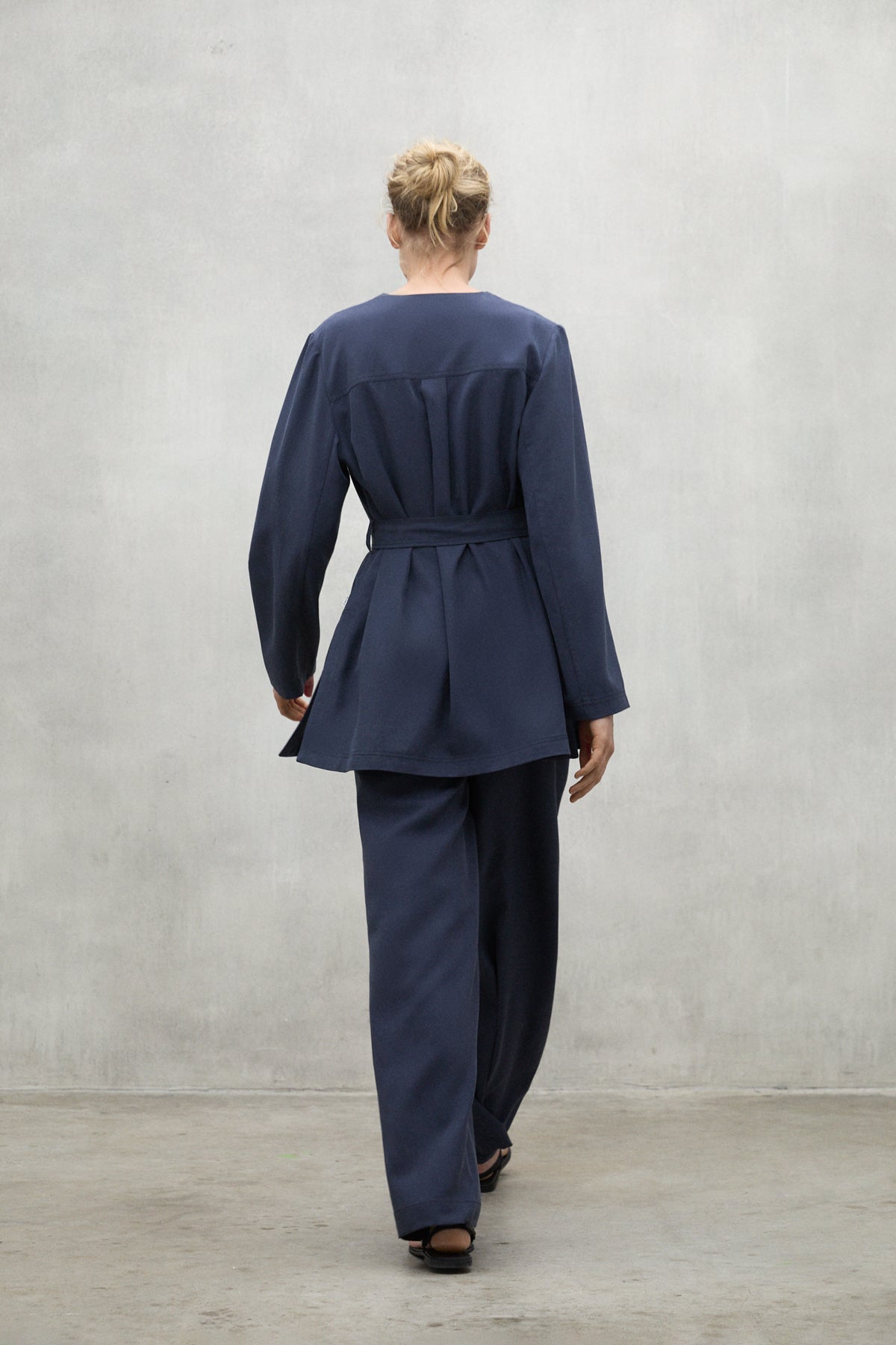 CHAQUETA TANA AZUL MARINO