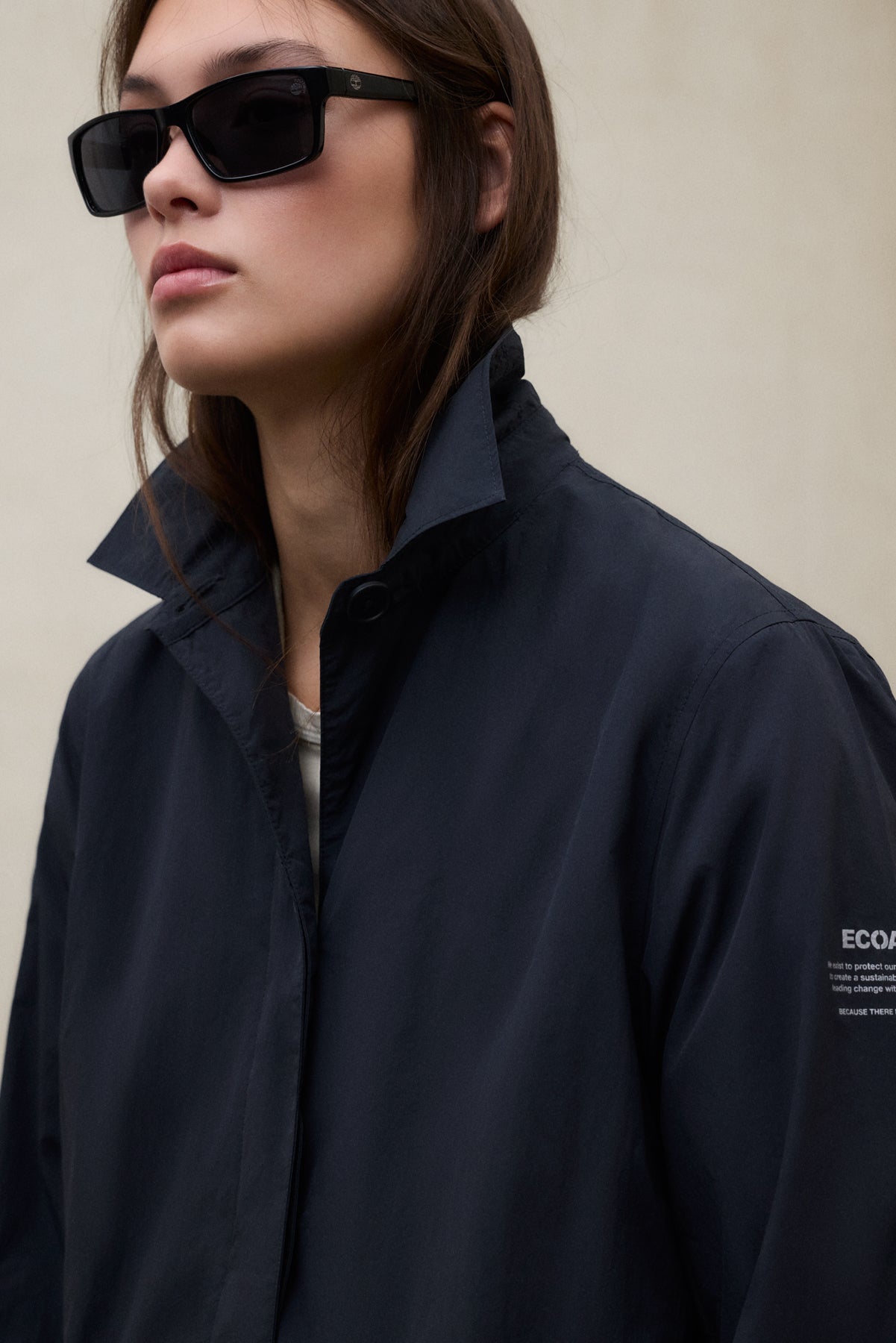 GABARDINA PACKABLE VERNE AZUL MARINO