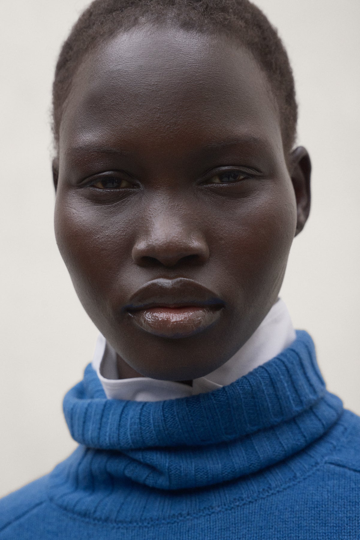 BLUE CAQUI SWEATER