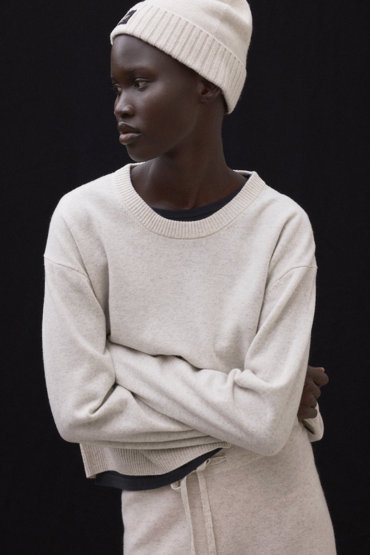 BEIGE COSMOS SWEATER