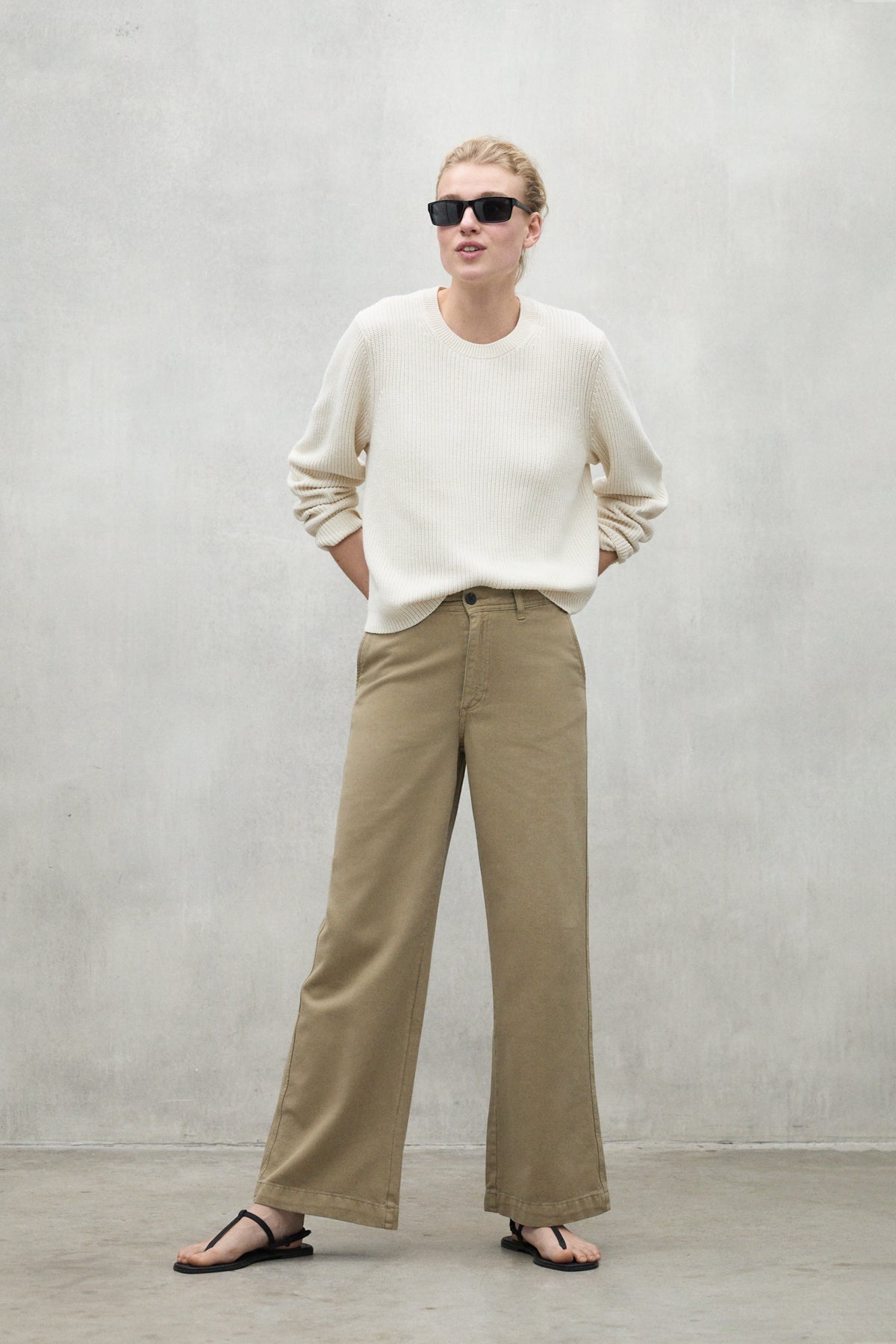 WHITE INGA SWEATER