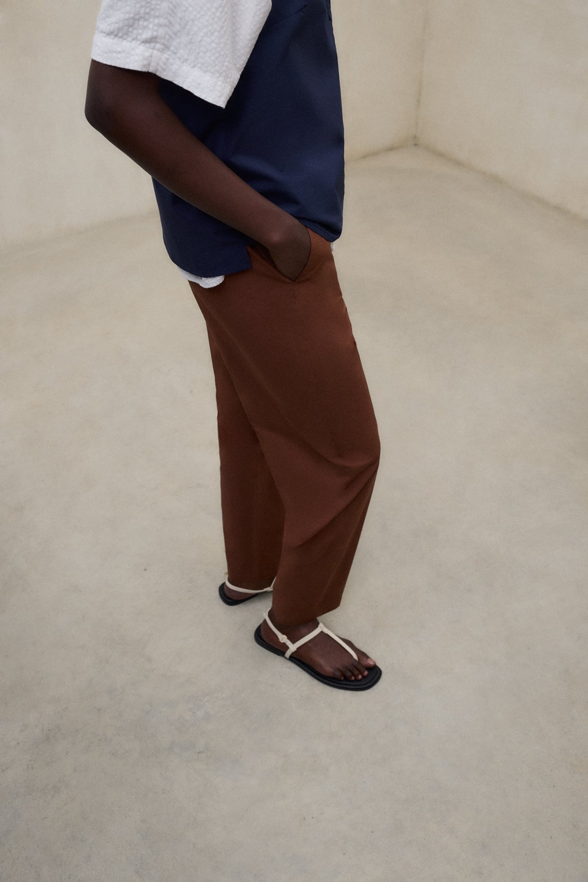 PANTALONI LAGA MARRONI