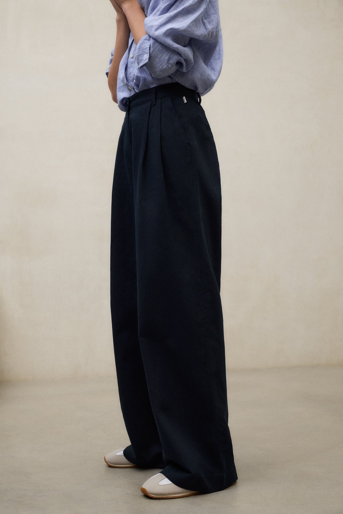 PANTALON EN LIN MIEL BLEU MARINE