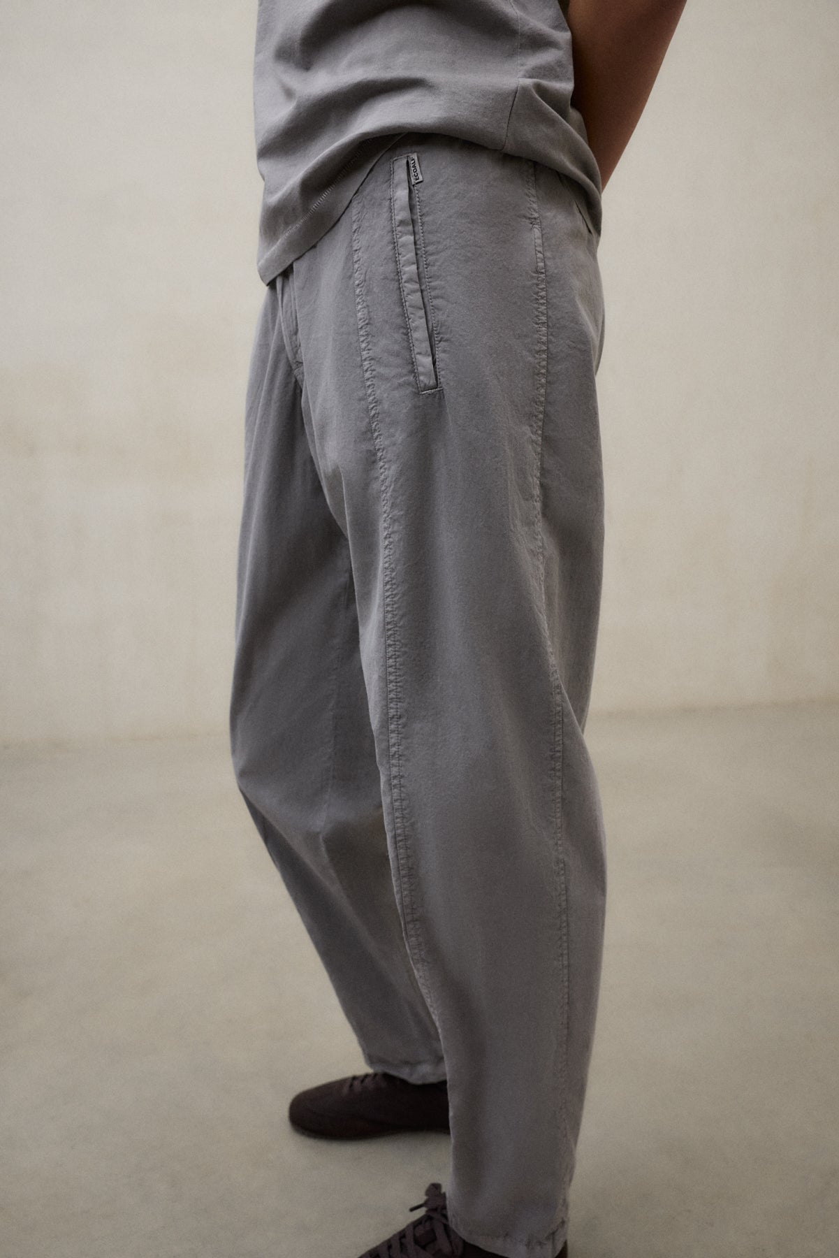 DARK GREY RIPOLL TROUSERS