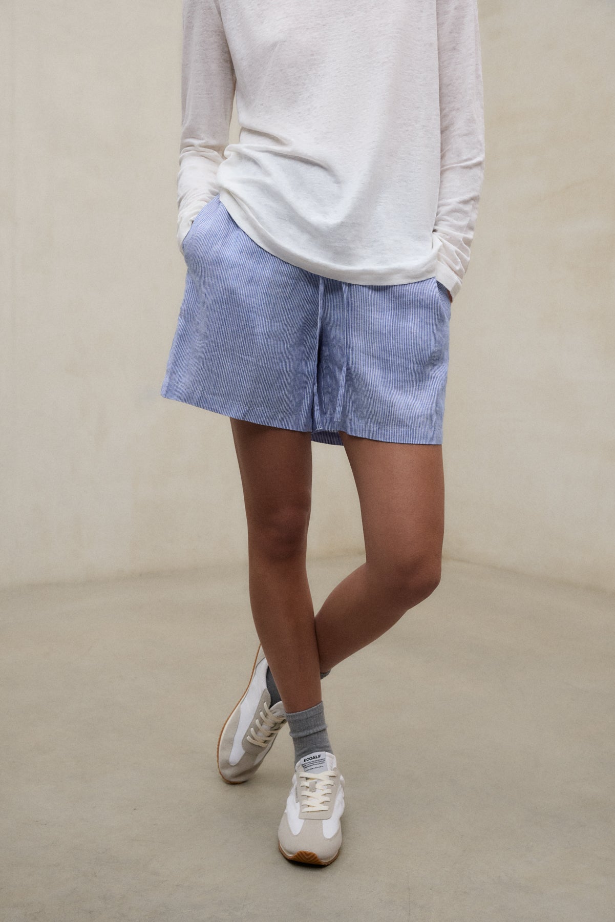 SHORTS ERAS A RAYAS AZULES