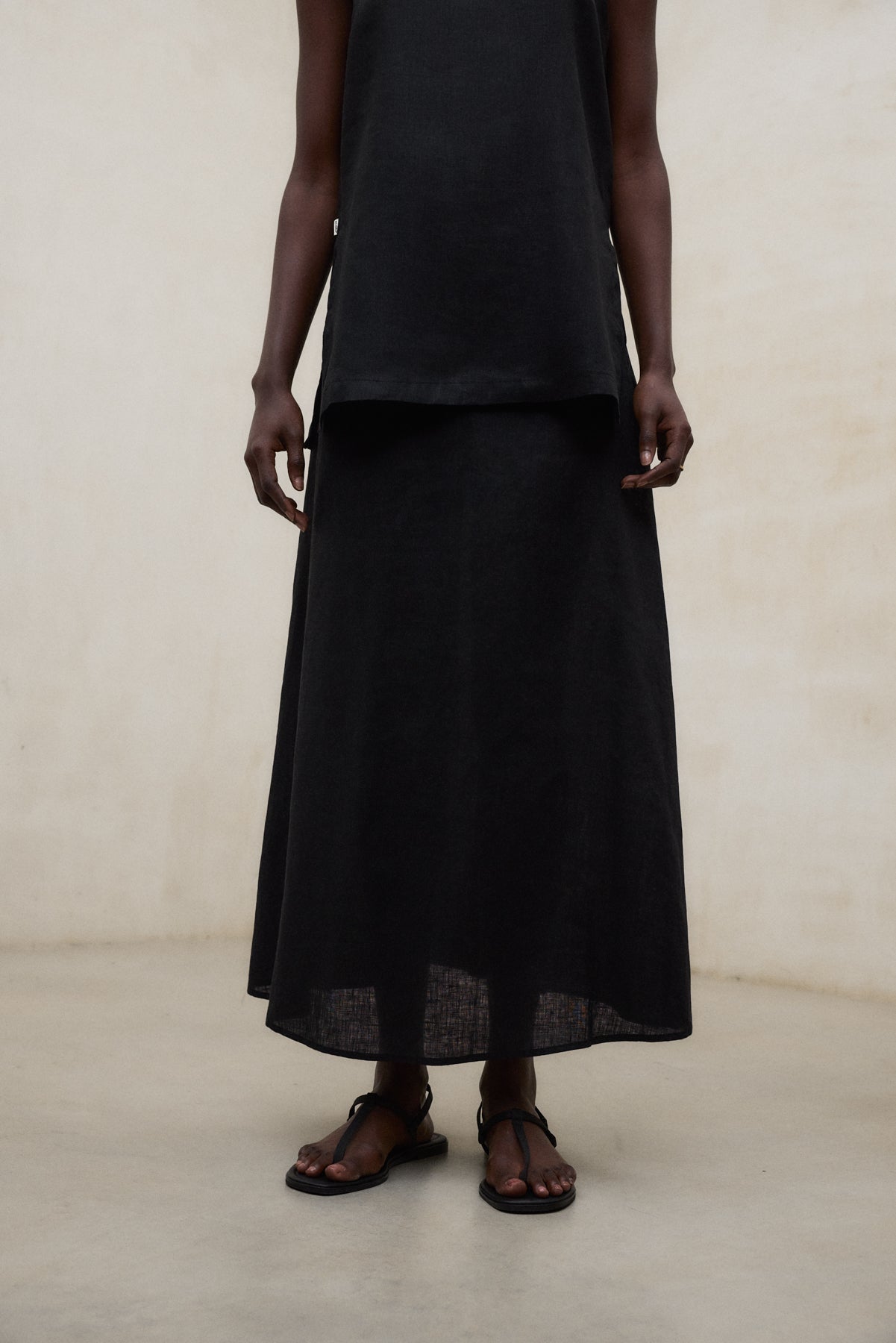 BLACK BETH SKIRT