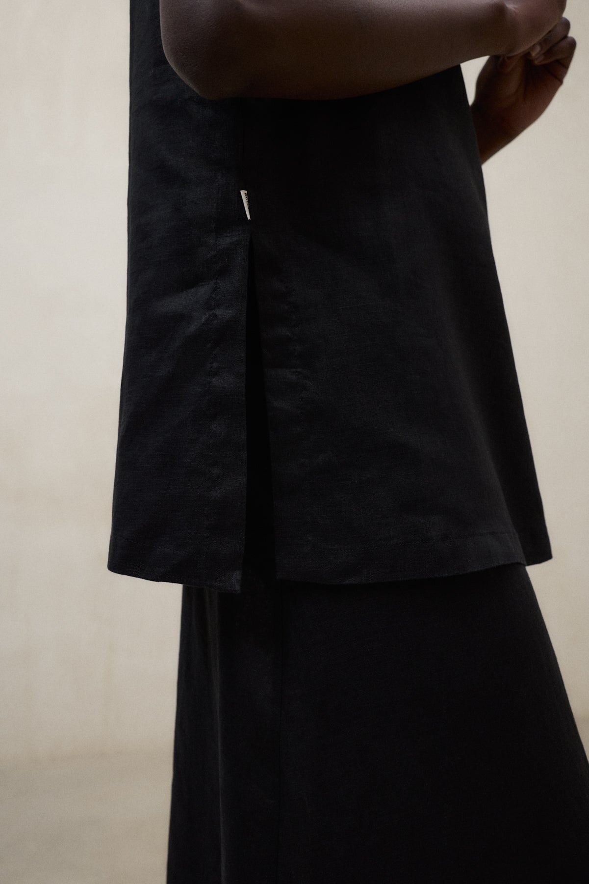 BLACK BETH SKIRT